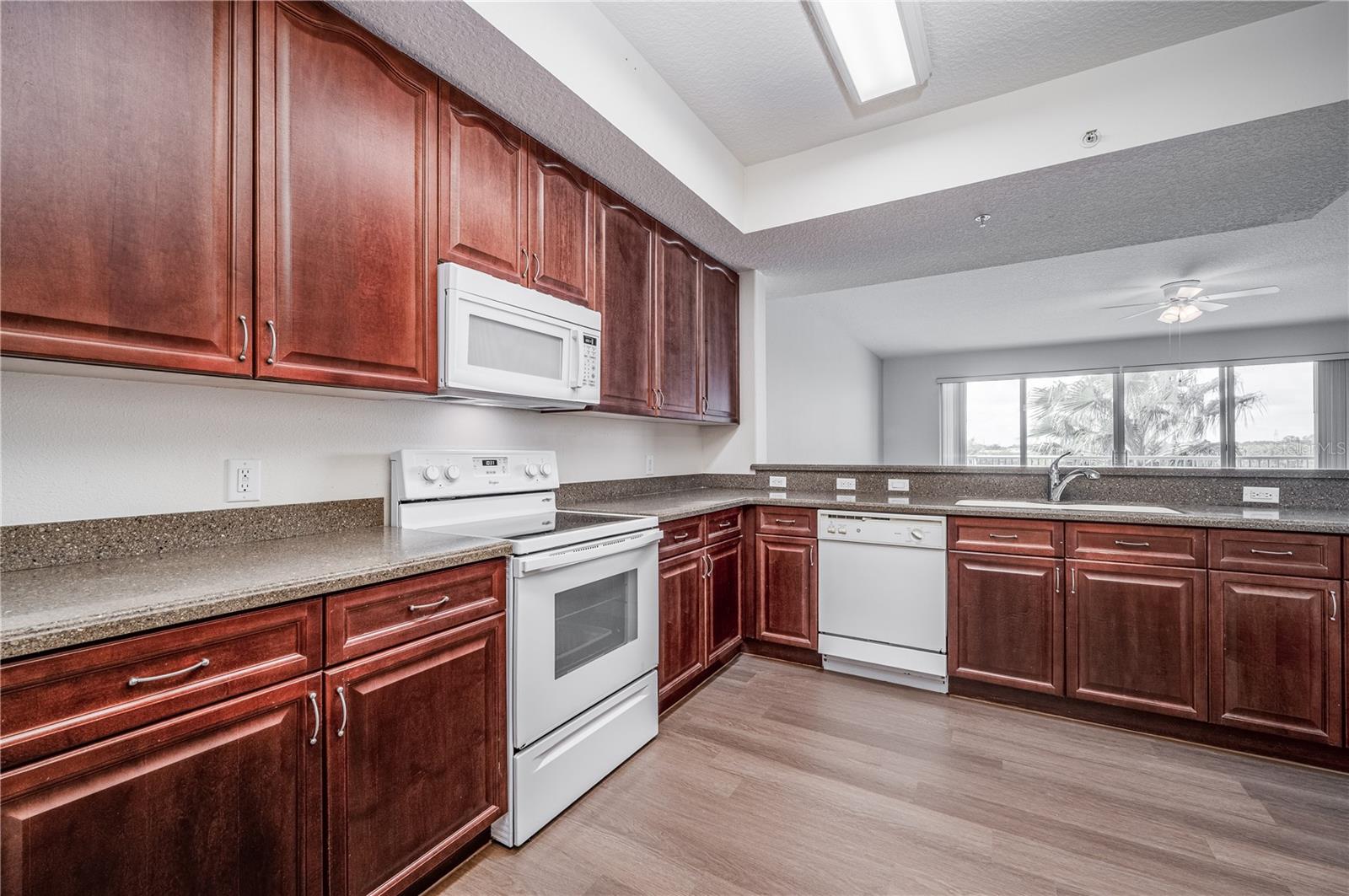 Image 17 of 36 For 6336 Buford Street 203