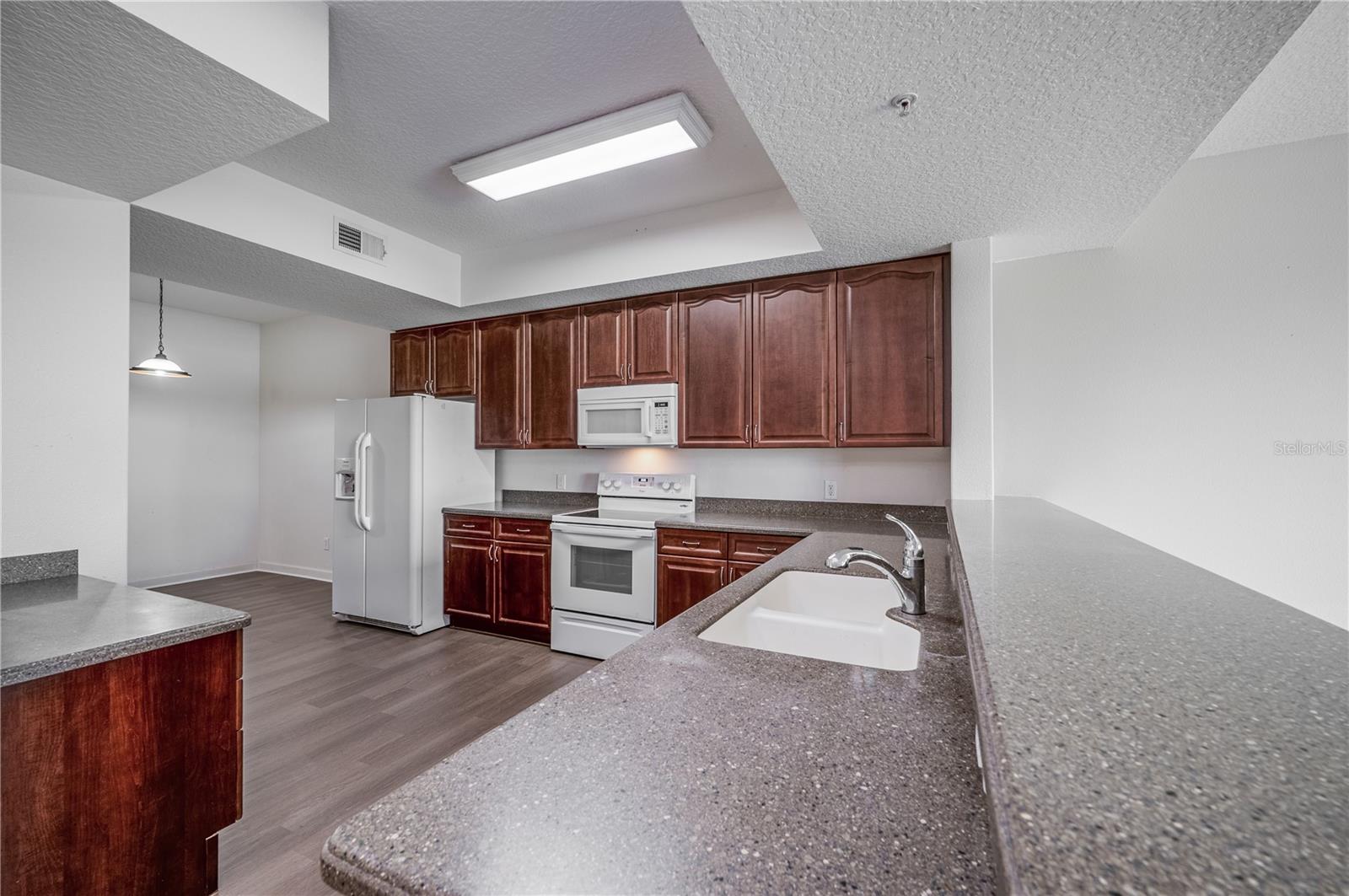 Image 19 of 36 For 6336 Buford Street 203