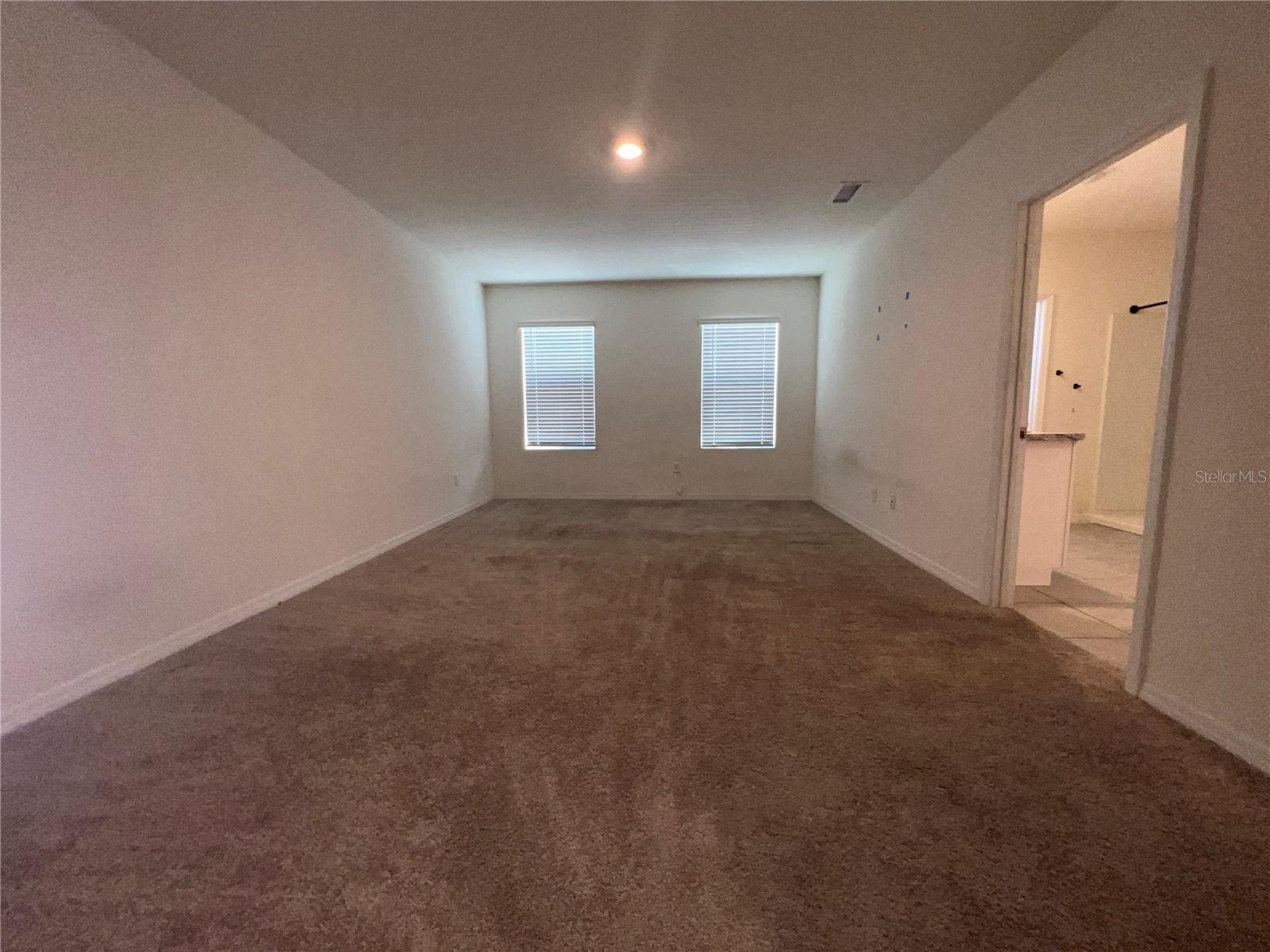 Image 4 of 15 For 1378 Fox Squirrel Drive