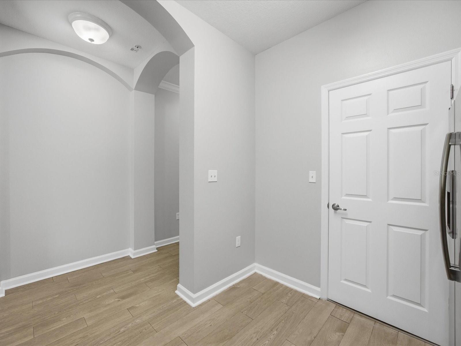 Image 12 of 51 For 14501 Grove Resort Avenue 1114