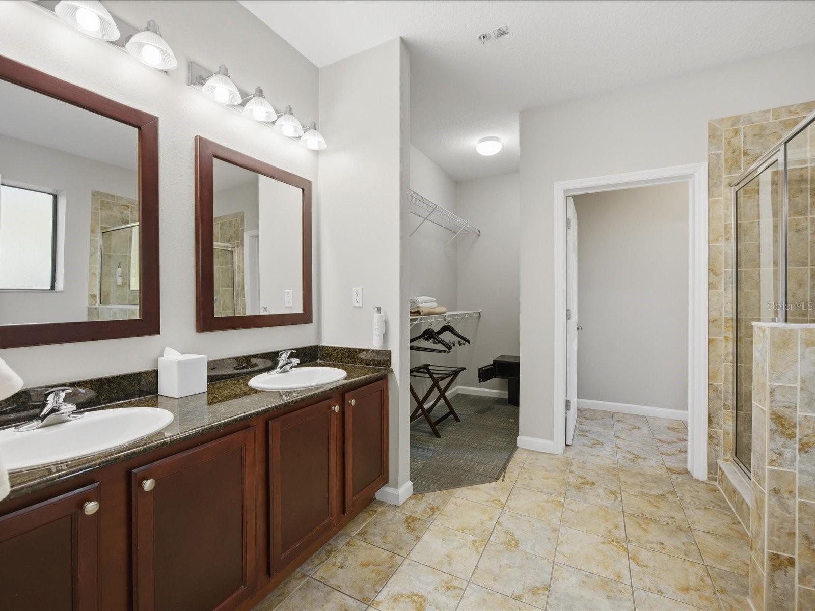 Image 19 of 51 For 14501 Grove Resort Avenue 1114