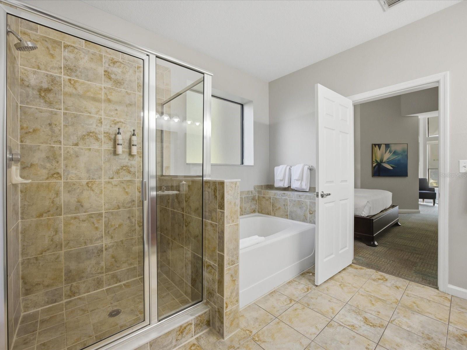 Image 20 of 51 For 14501 Grove Resort Avenue 1114