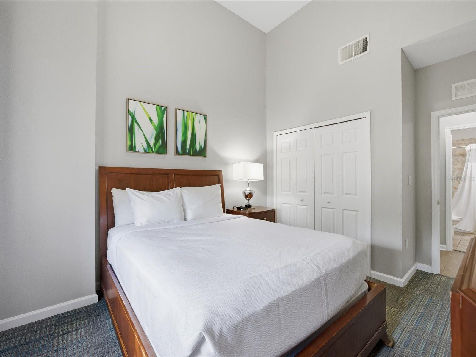 Image 24 of 51 For 14501 Grove Resort Avenue 1114