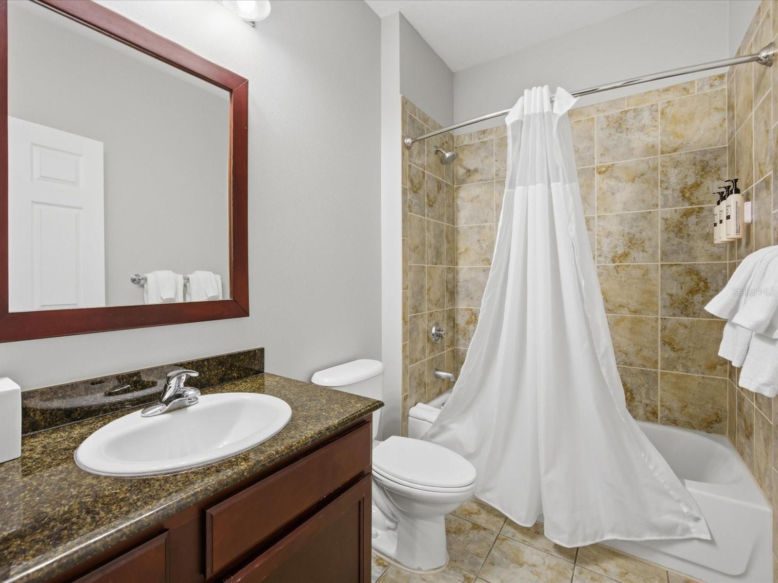 Image 25 of 51 For 14501 Grove Resort Avenue 1114