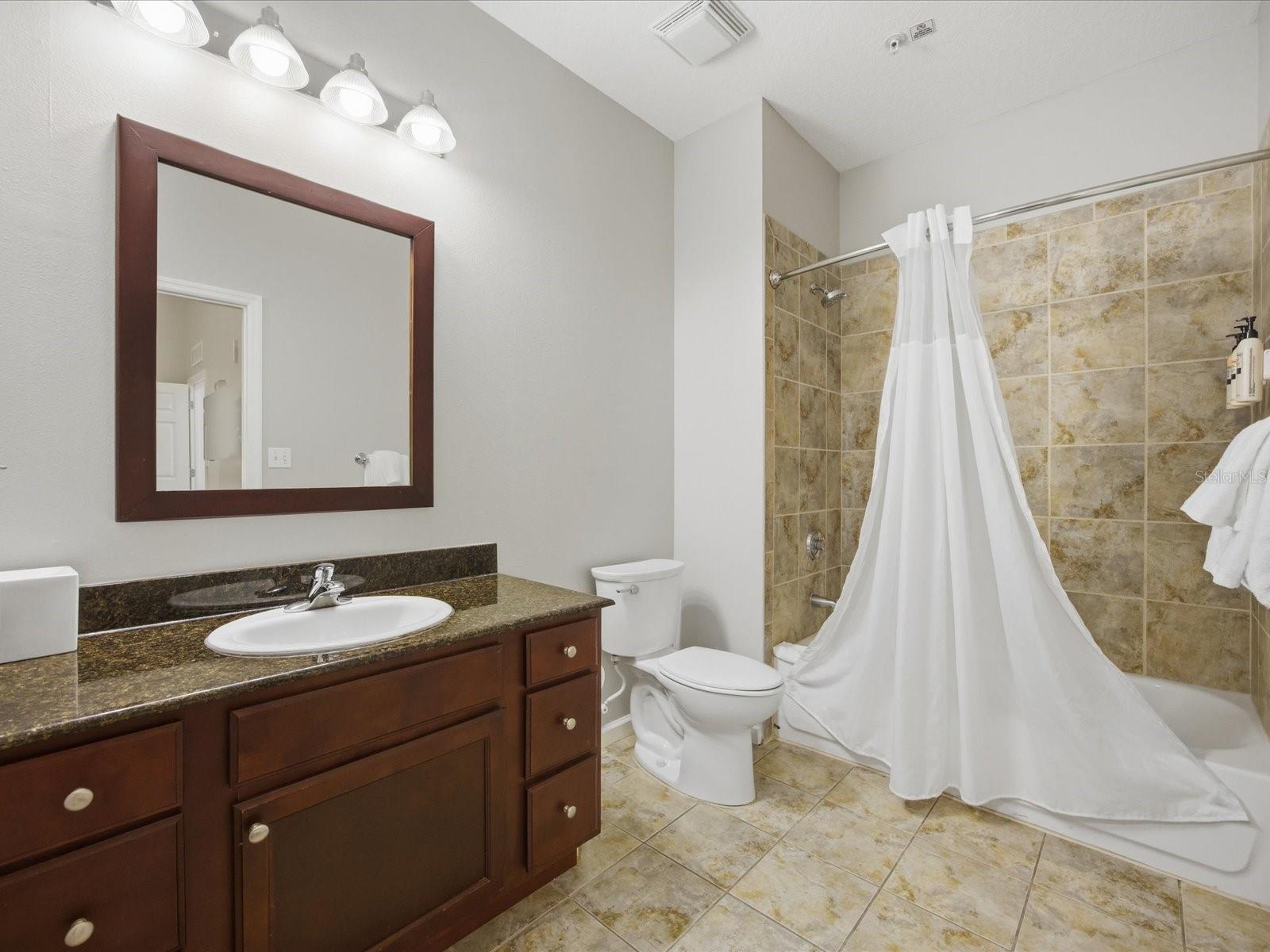 Image 29 of 51 For 14501 Grove Resort Avenue 1114