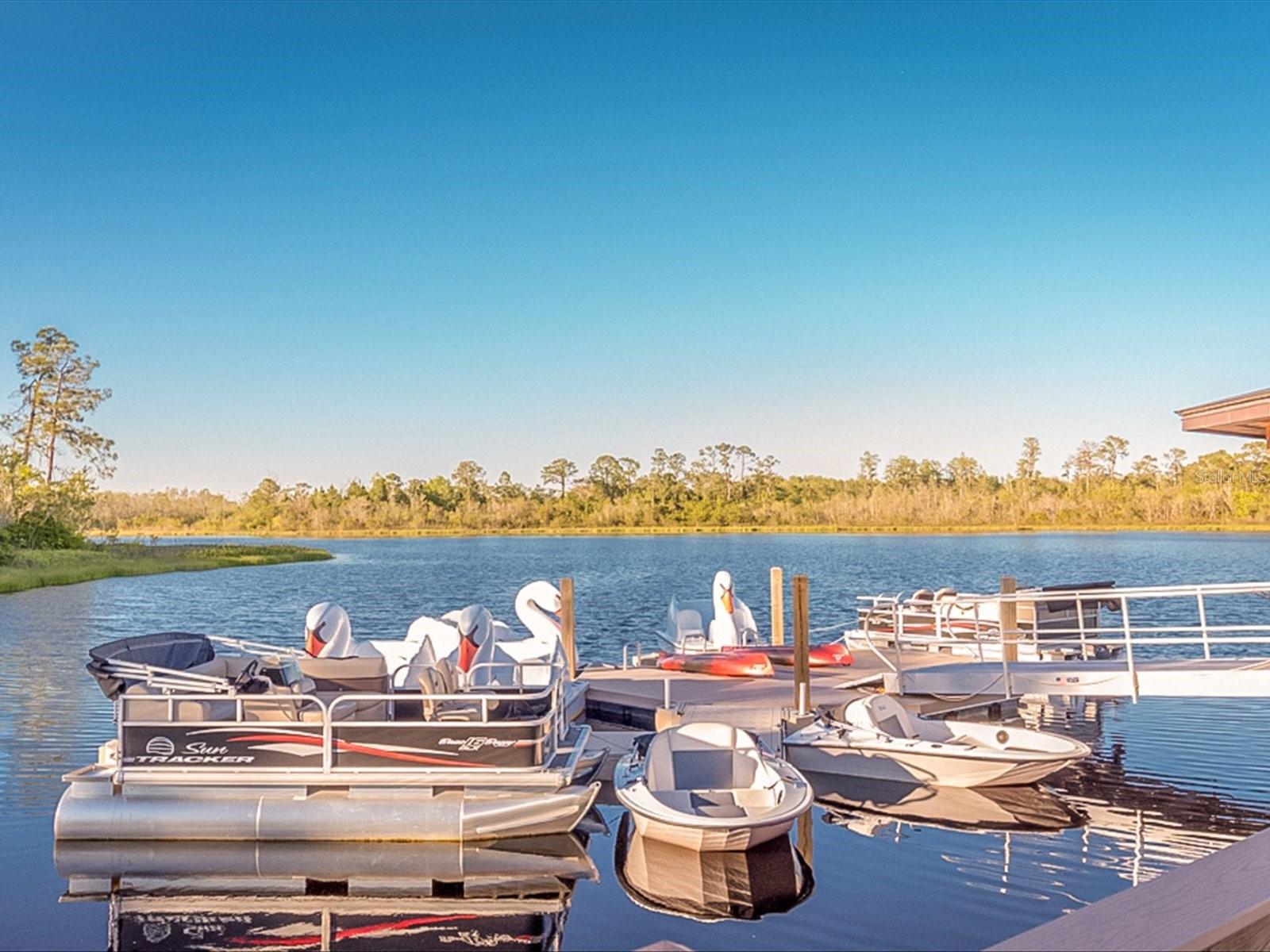 Image 38 of 51 For 14501 Grove Resort Avenue 1114