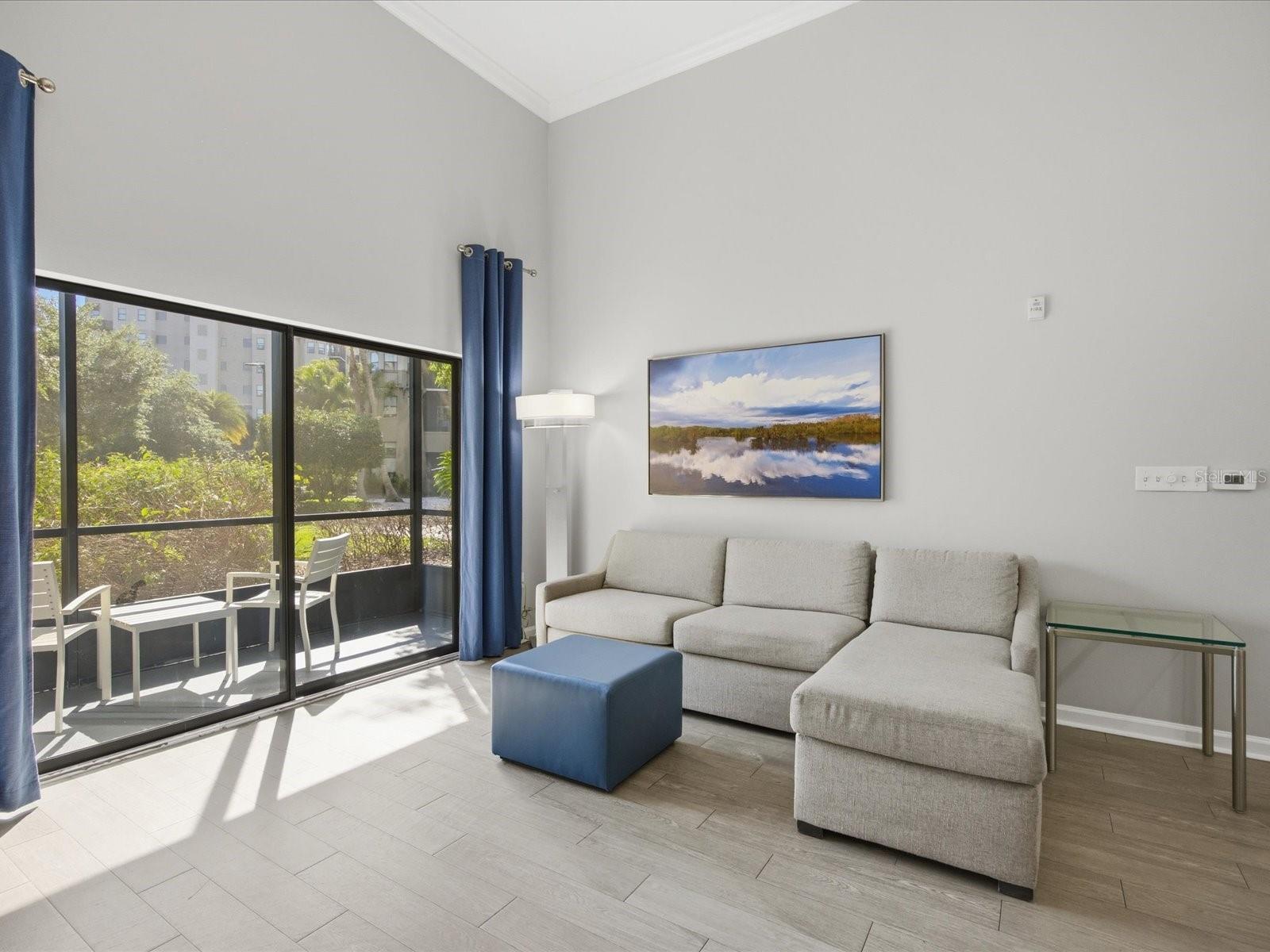 Image 6 of 51 For 14501 Grove Resort Avenue 1114