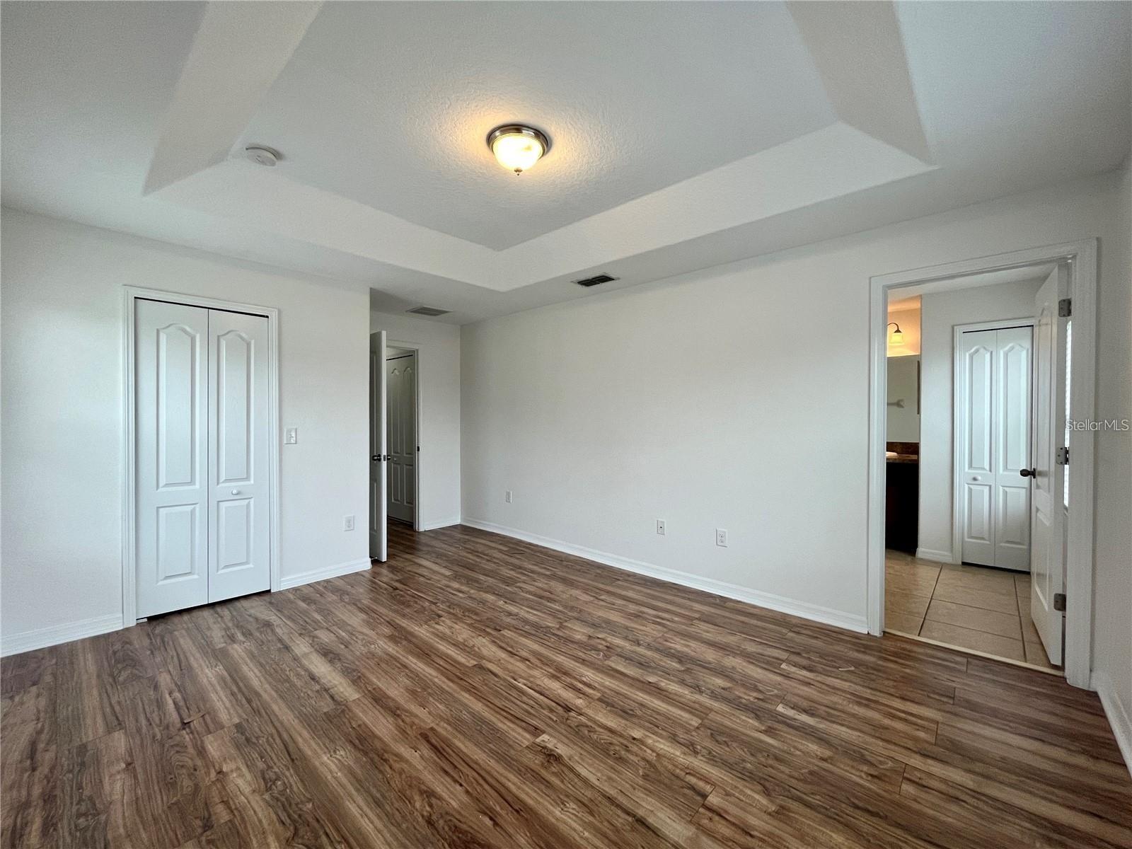 Image 11 of 19 For 10935 Savannah Landing Circle