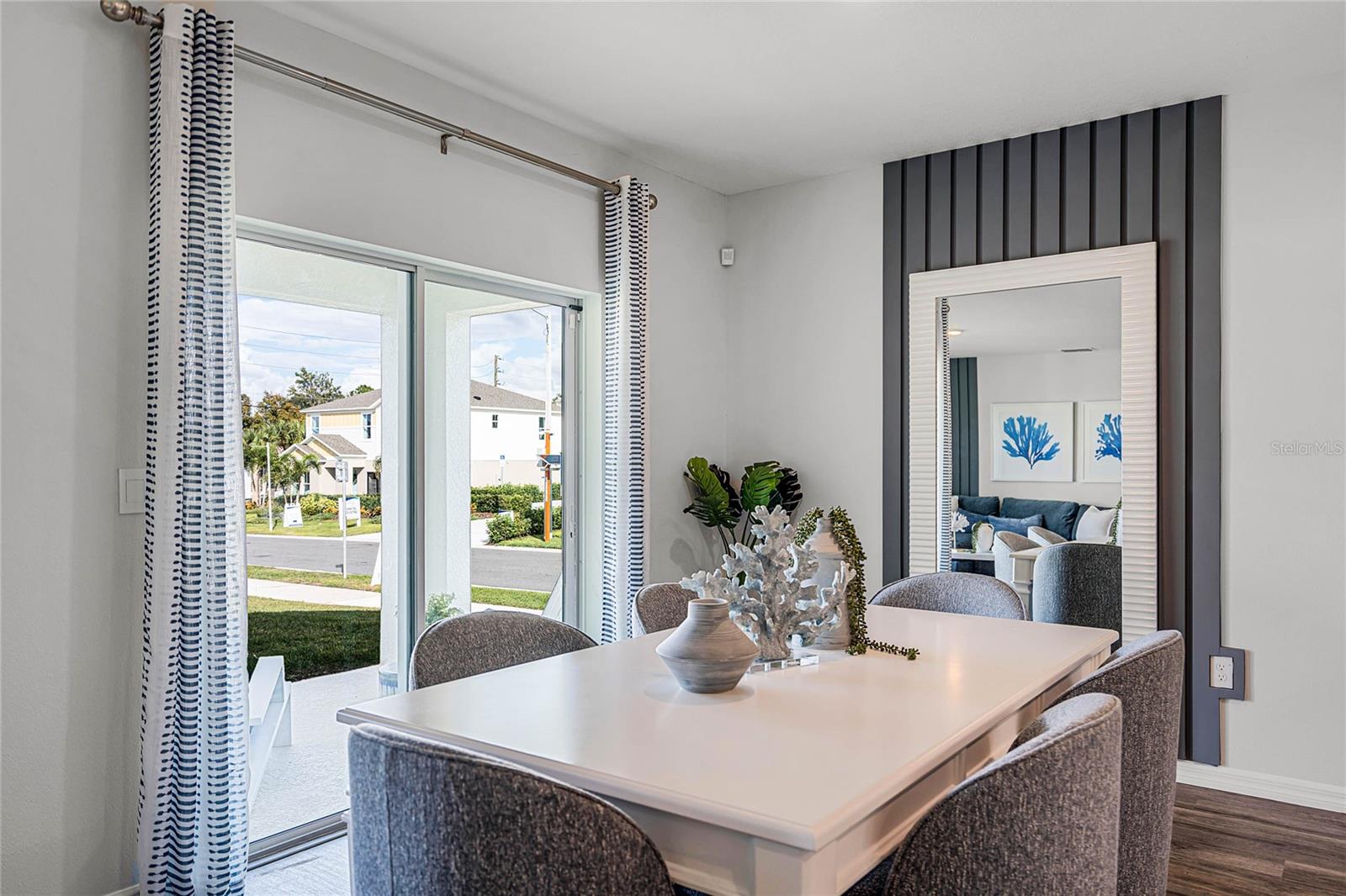 Image 14 of 35 For 3594 Roden Road