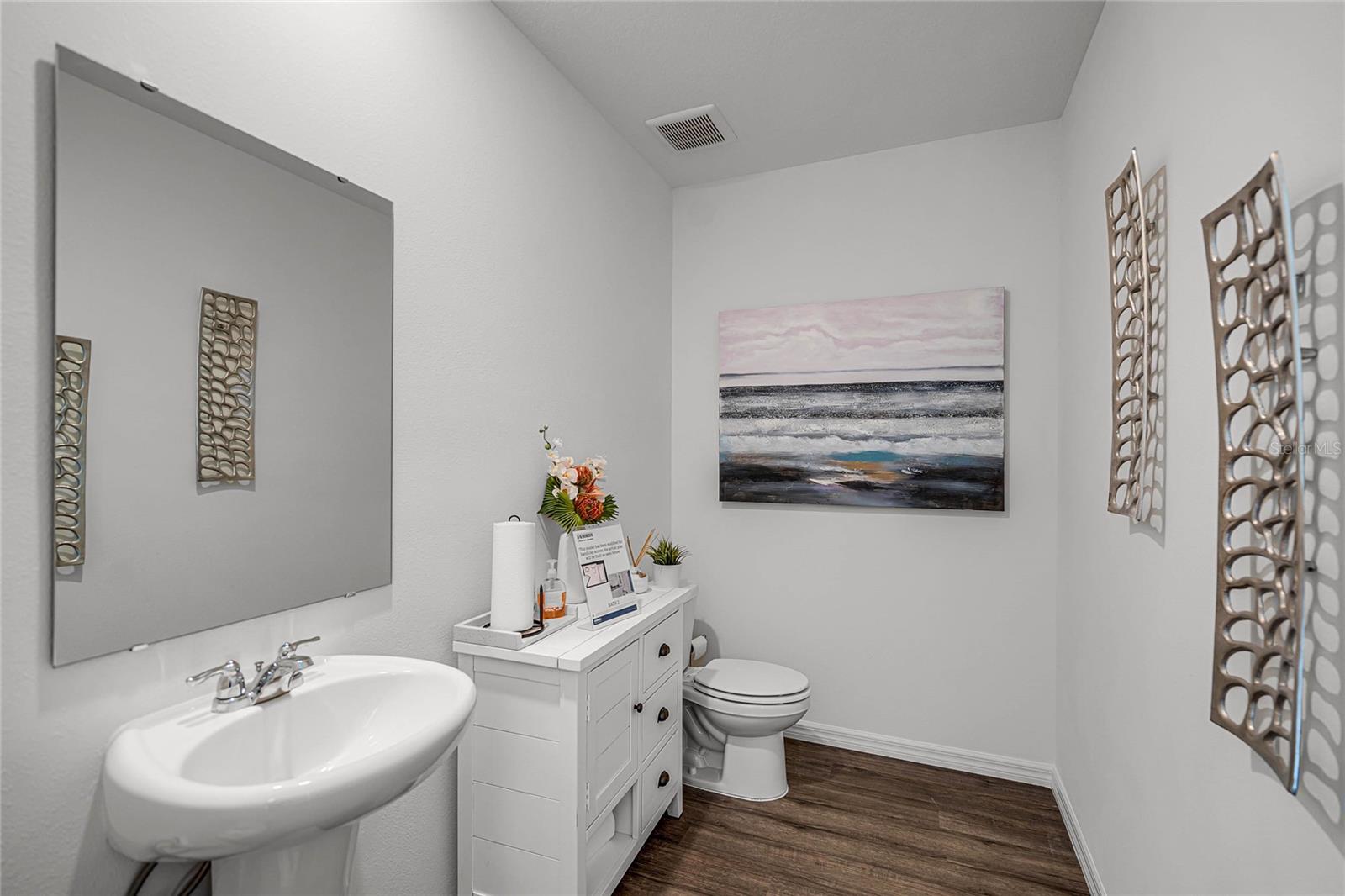 Image 30 of 35 For 3594 Roden Road