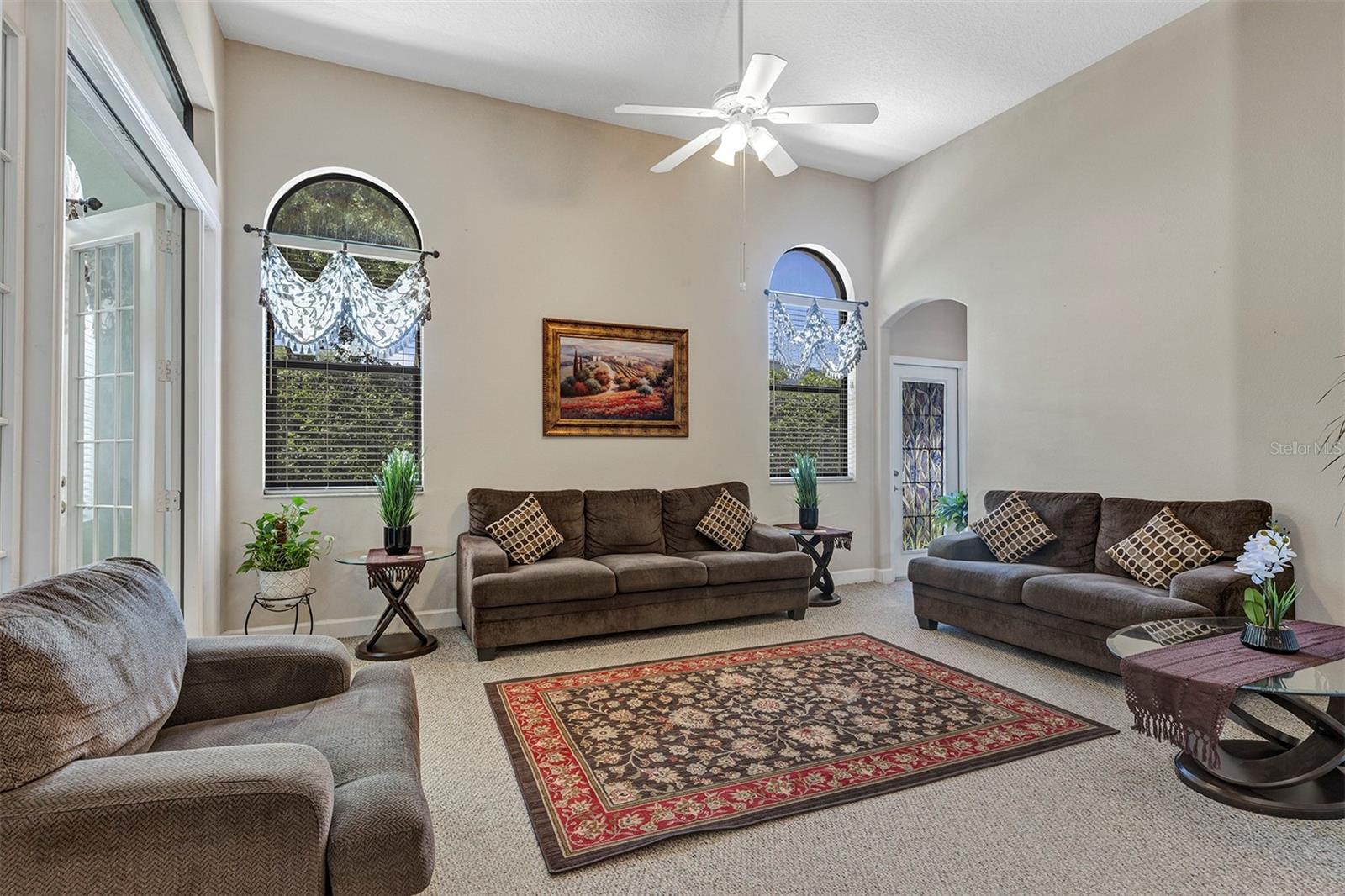 Image 14 of 41 For 13162 Paloma Drive