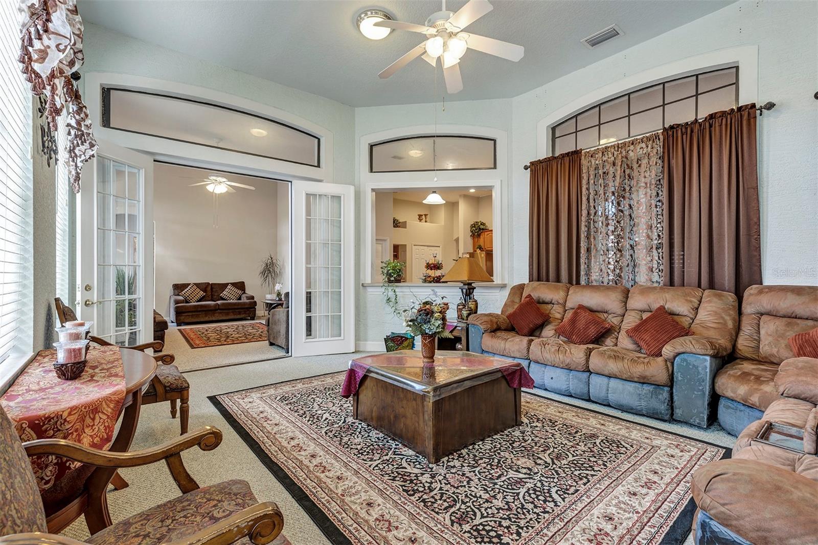 Image 19 of 41 For 13162 Paloma Drive