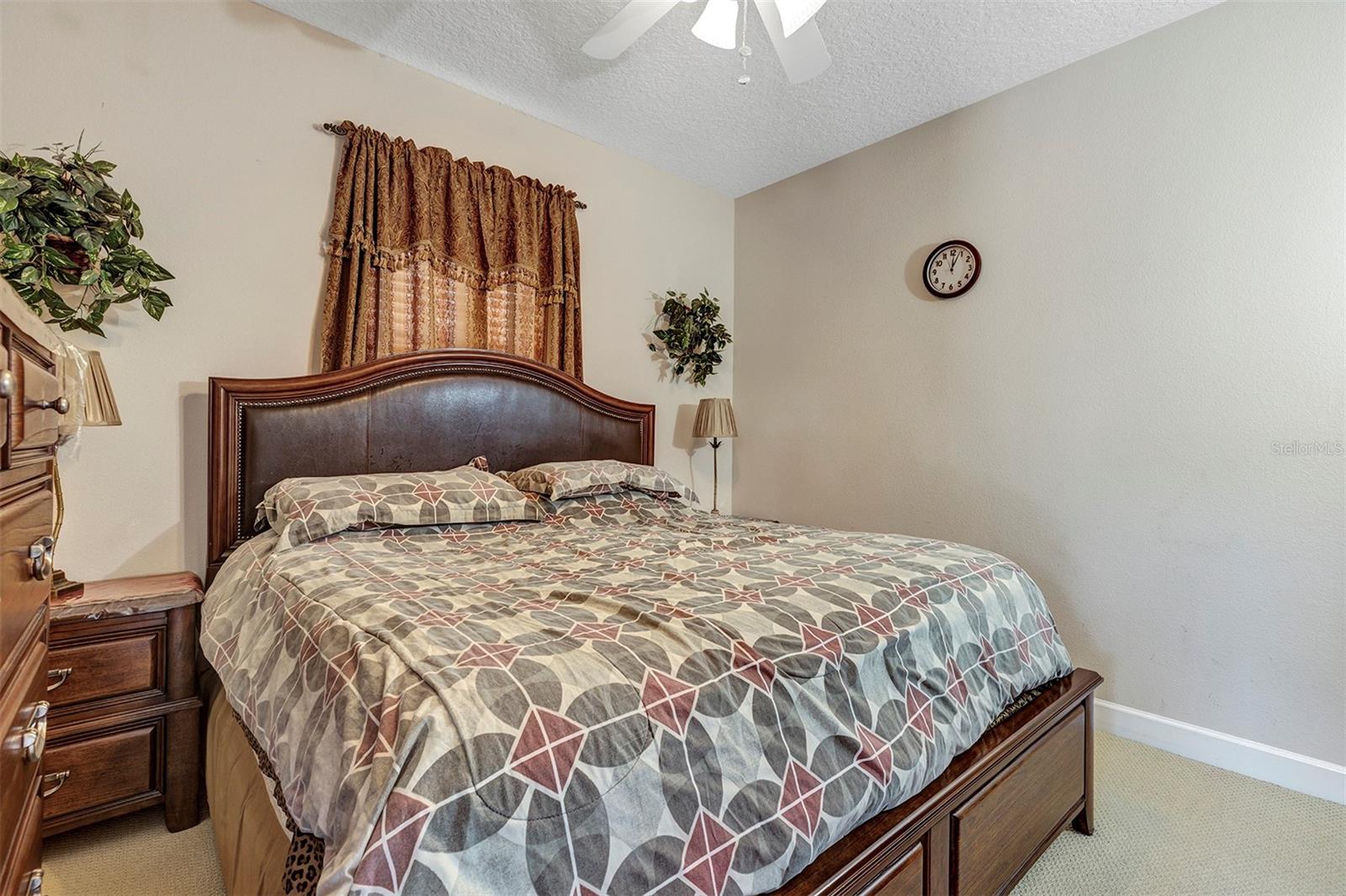 Image 23 of 41 For 13162 Paloma Drive