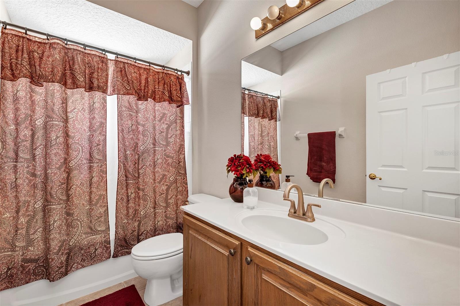 Image 29 of 41 For 13162 Paloma Drive