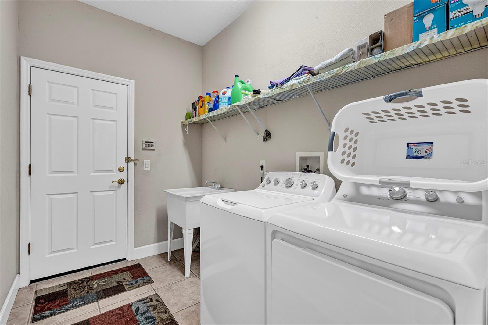 Image 30 of 41 For 13162 Paloma Drive