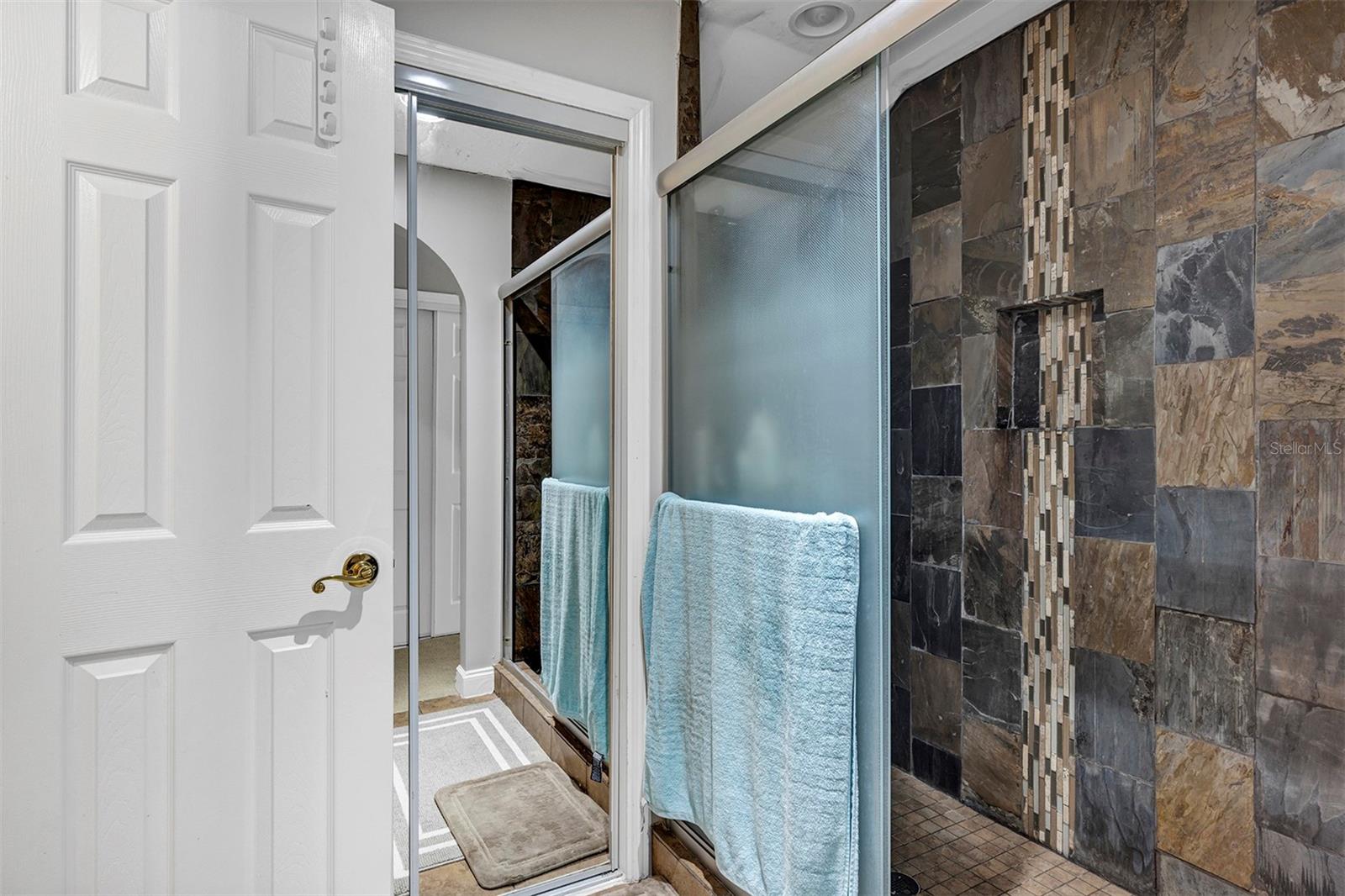 Image 33 of 41 For 13162 Paloma Drive