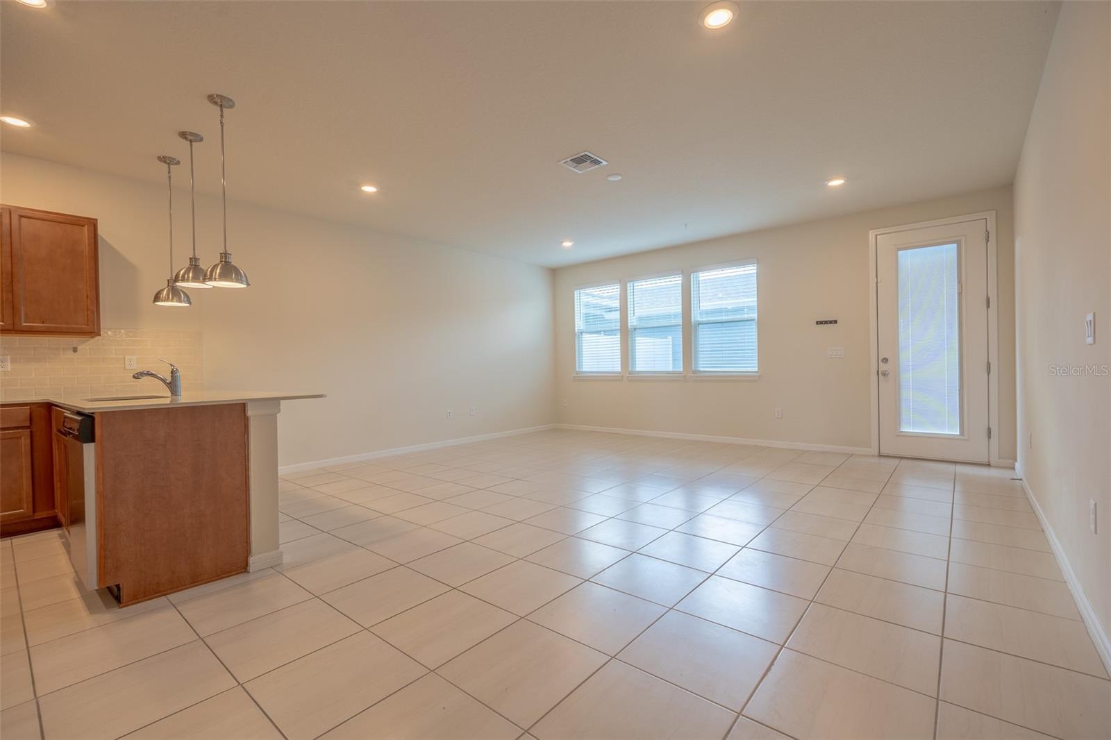 Image 17 of 41 For 14440 Orchid Island Drive