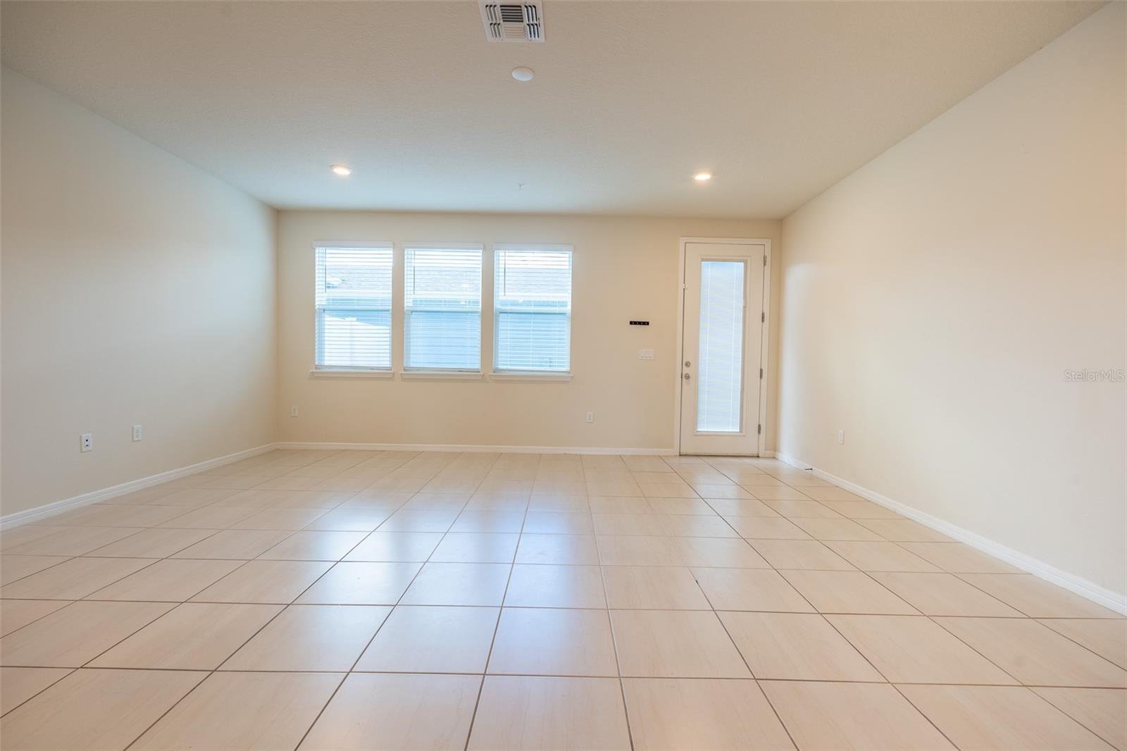 Image 21 of 41 For 14440 Orchid Island Drive