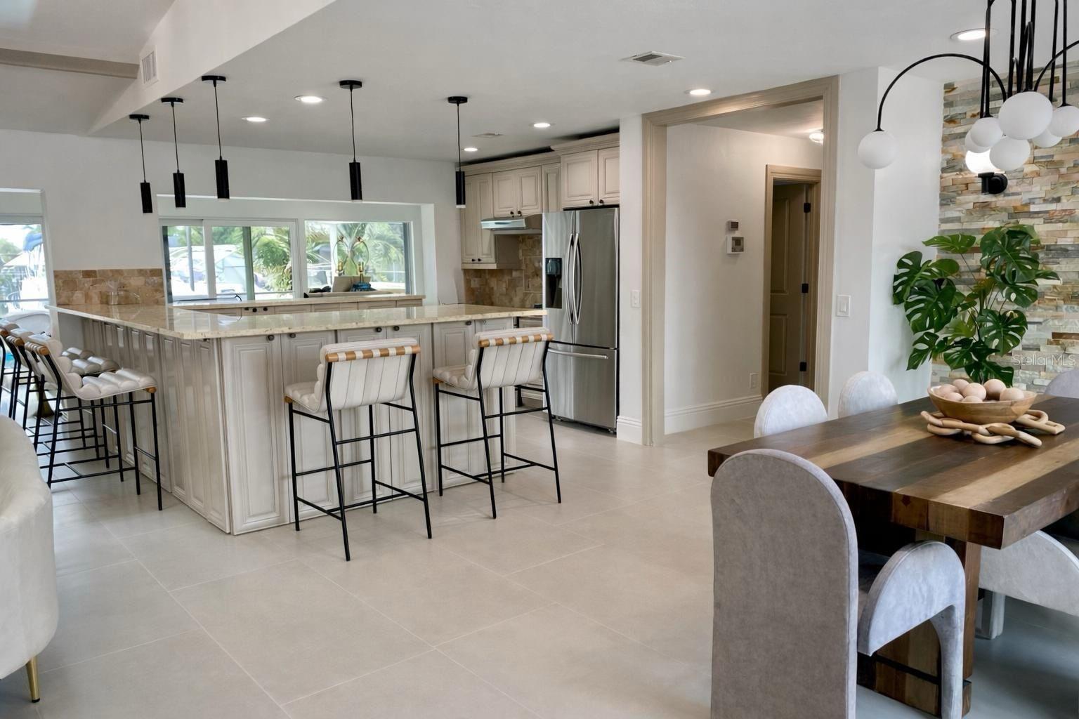 Image 10 of 30 For 808 52nd Street