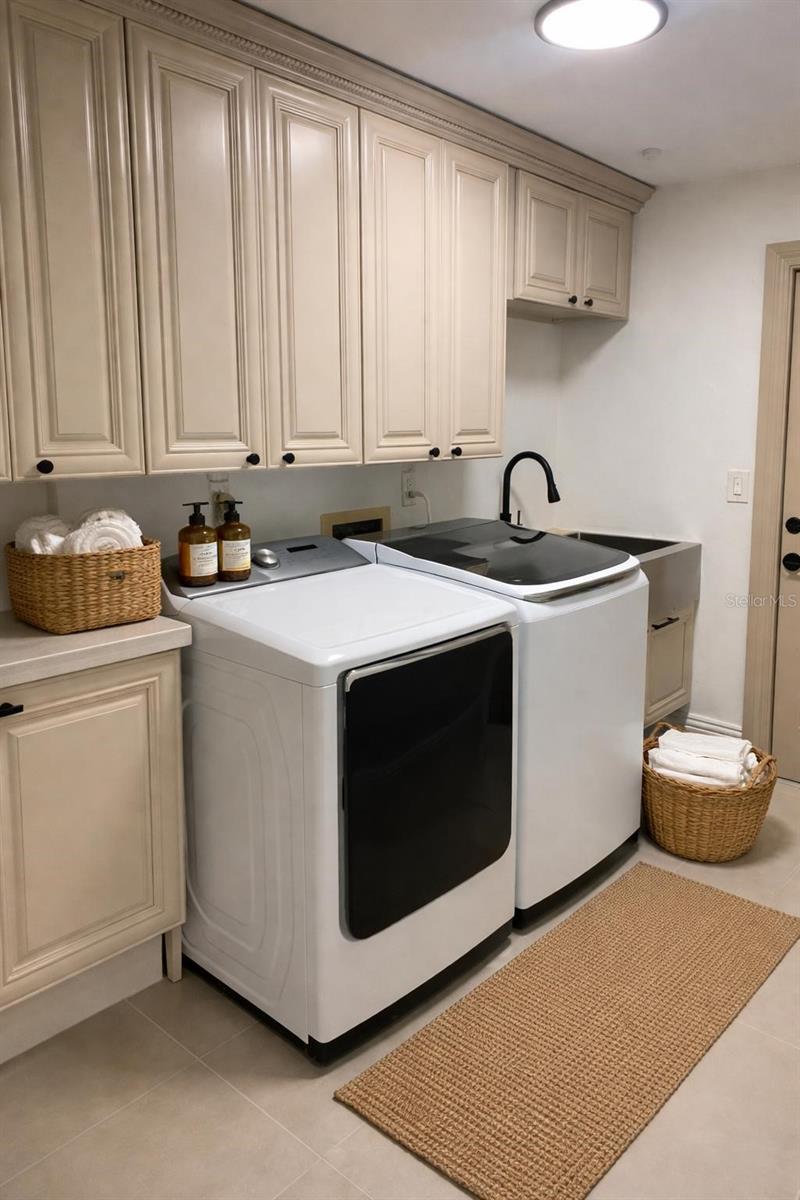 Image 23 of 30 For 808 52nd Street