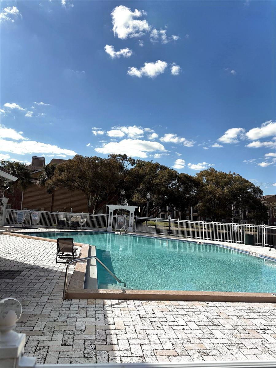 Image 11 of 18 For 5601 Rosebriar Way S106