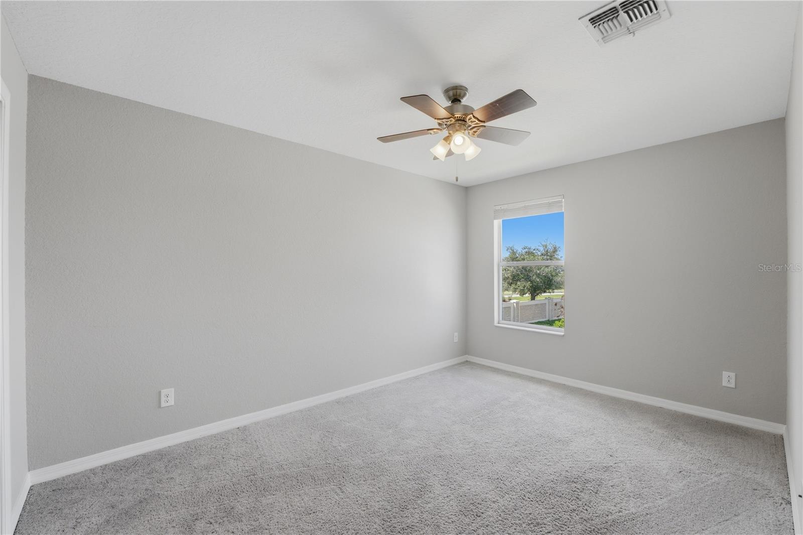 Image 19 of 47 For 4571 Calumet Drive