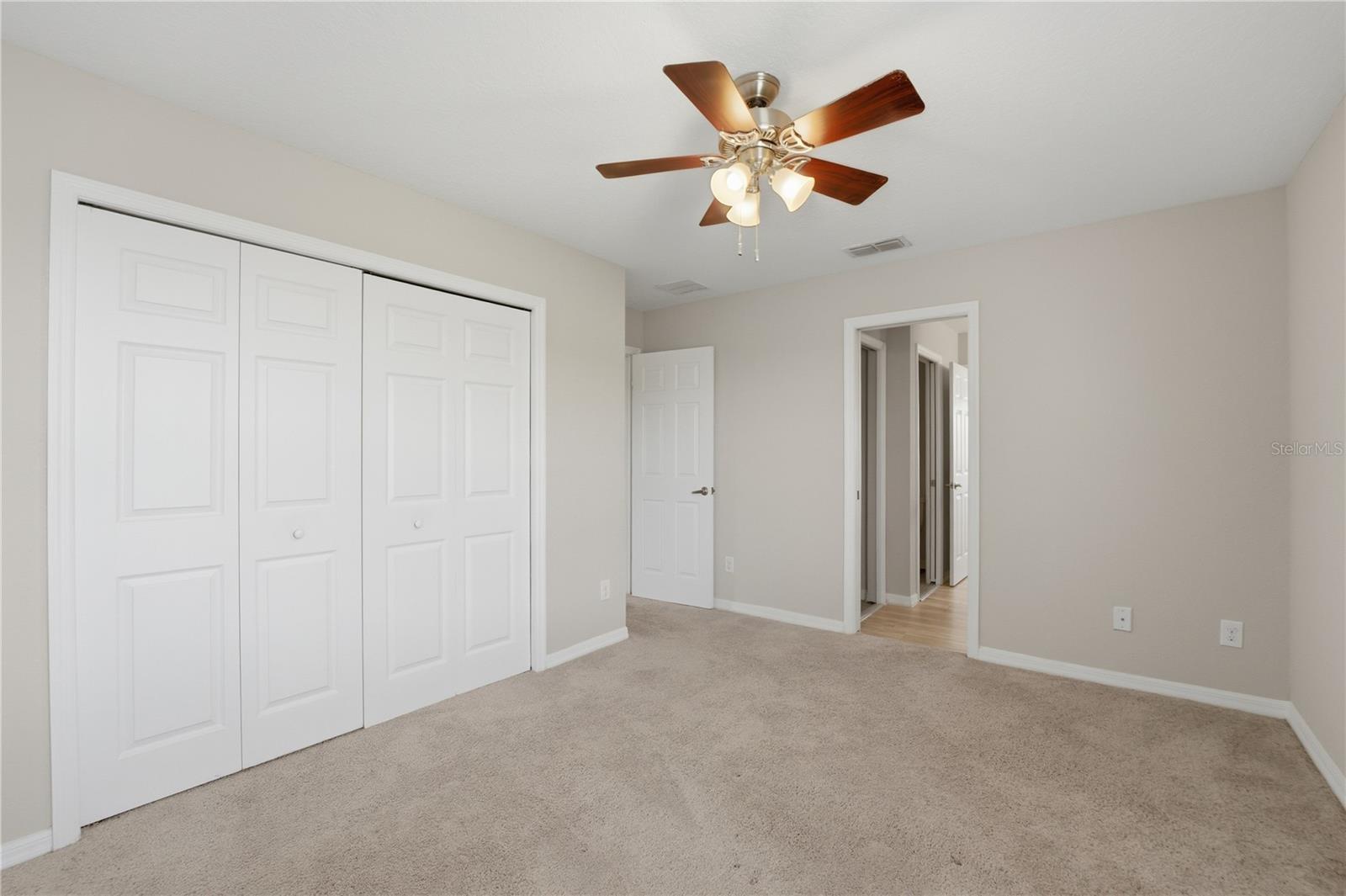 Image 22 of 47 For 4571 Calumet Drive