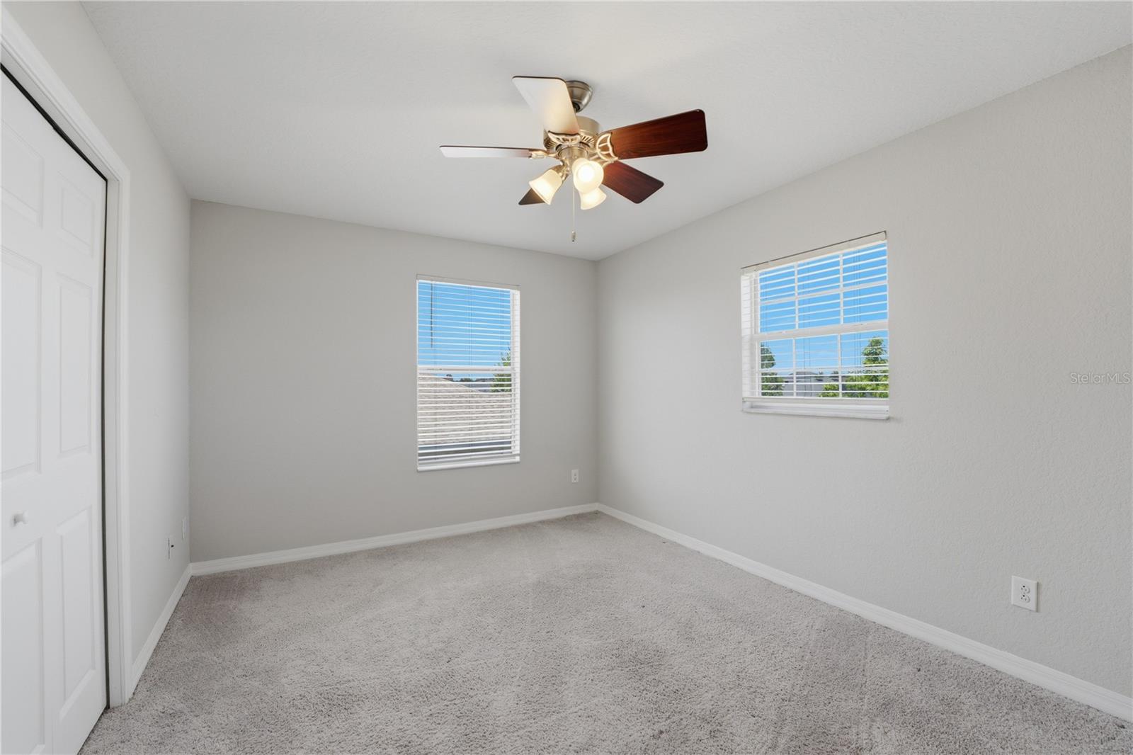 Image 27 of 47 For 4571 Calumet Drive