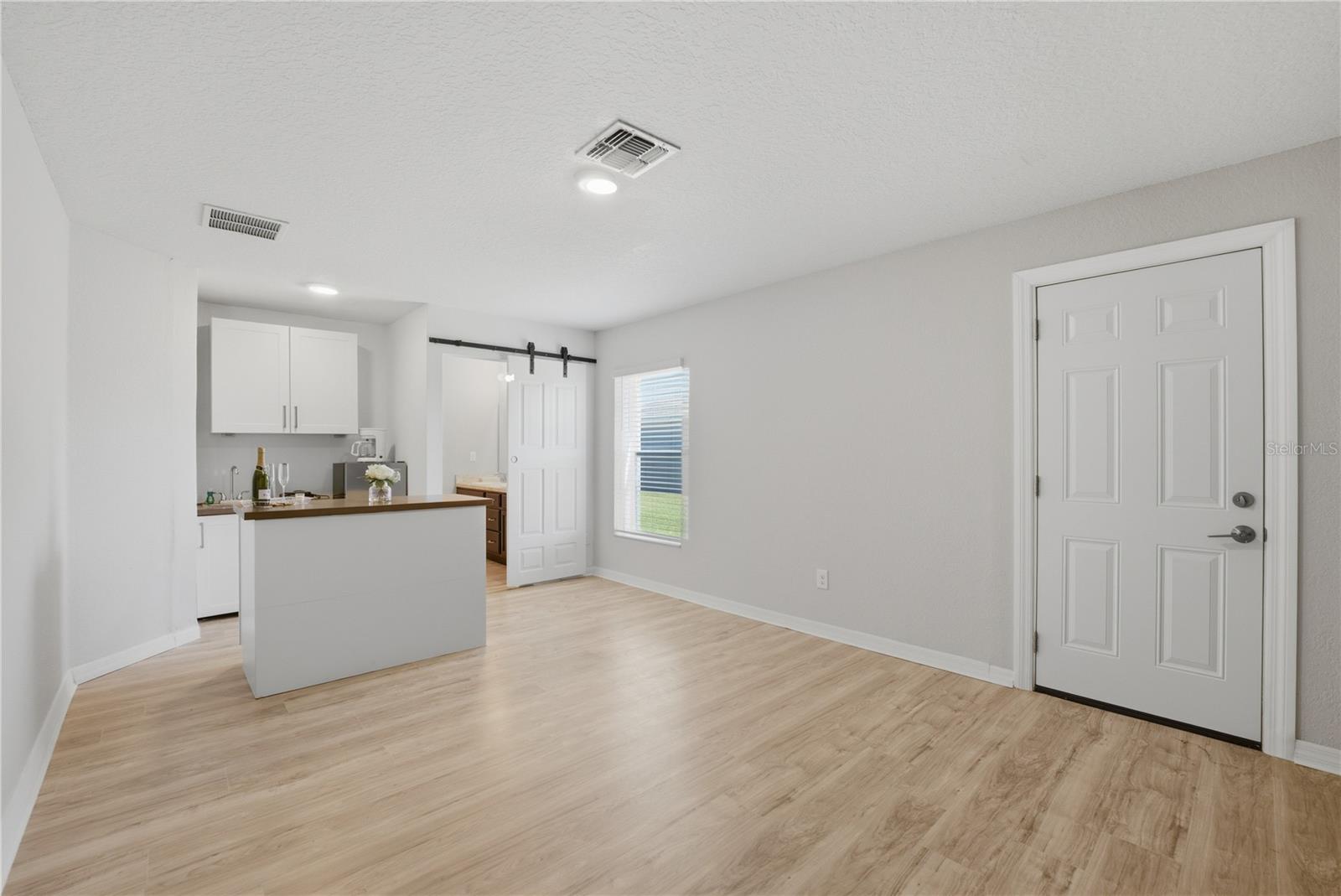 Image 35 of 47 For 4571 Calumet Drive