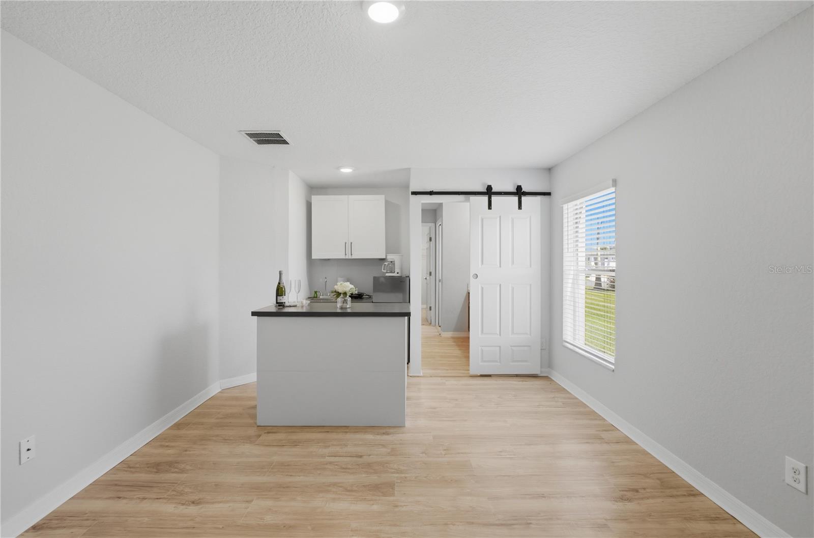 Image 37 of 47 For 4571 Calumet Drive