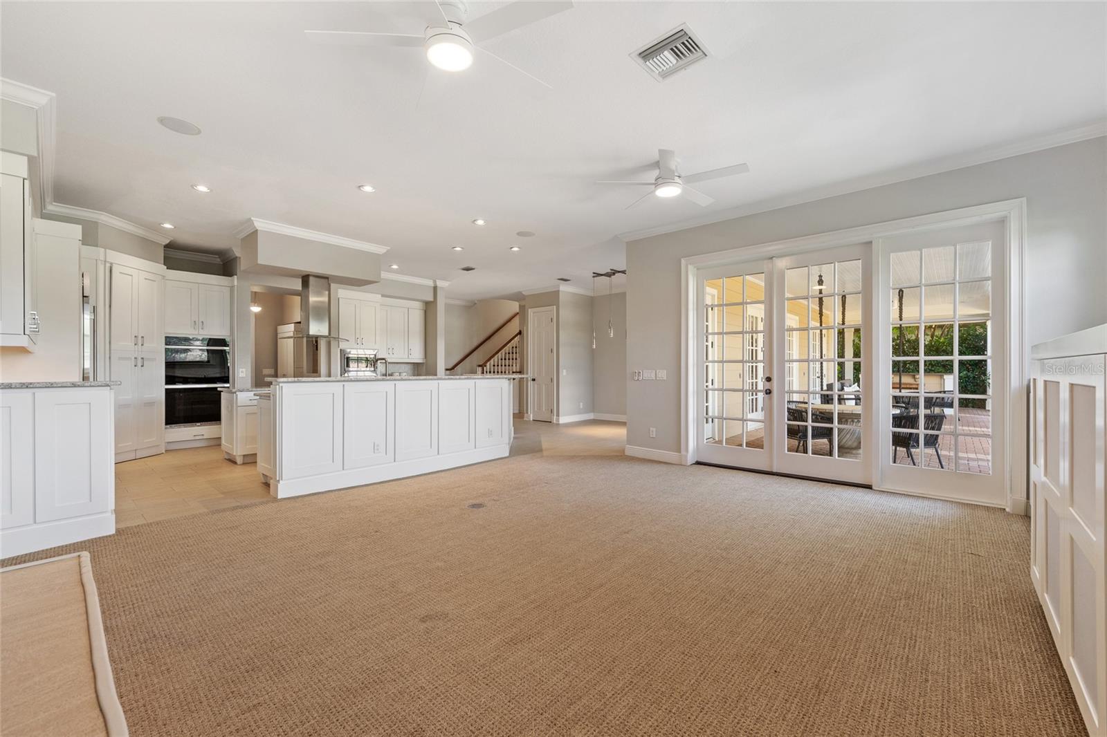 Image 13 of 47 For 6036 Greatwater Dr