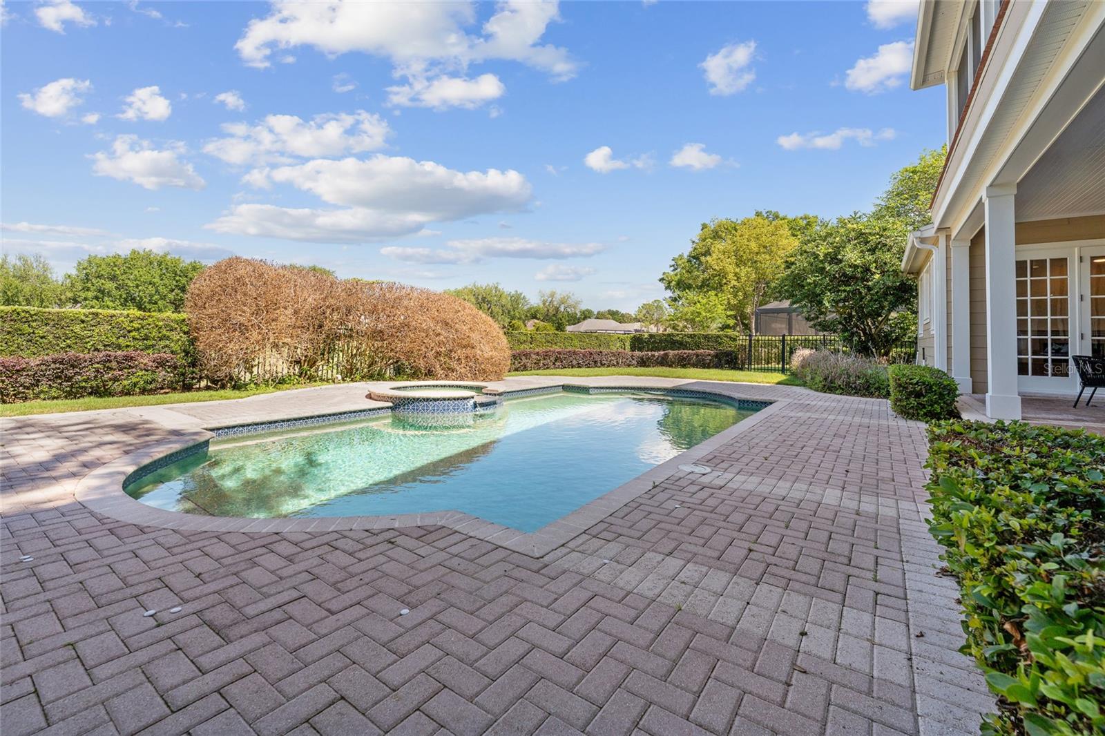 Image 41 of 47 For 6036 Greatwater Dr