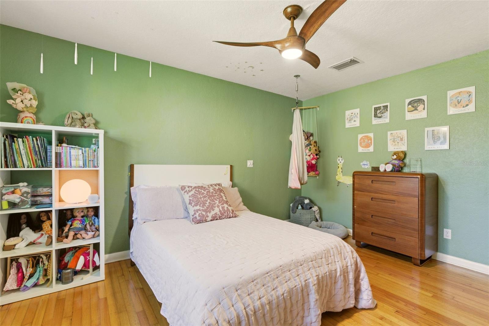 Image 20 of 49 For 1701 Goodrich Avenue