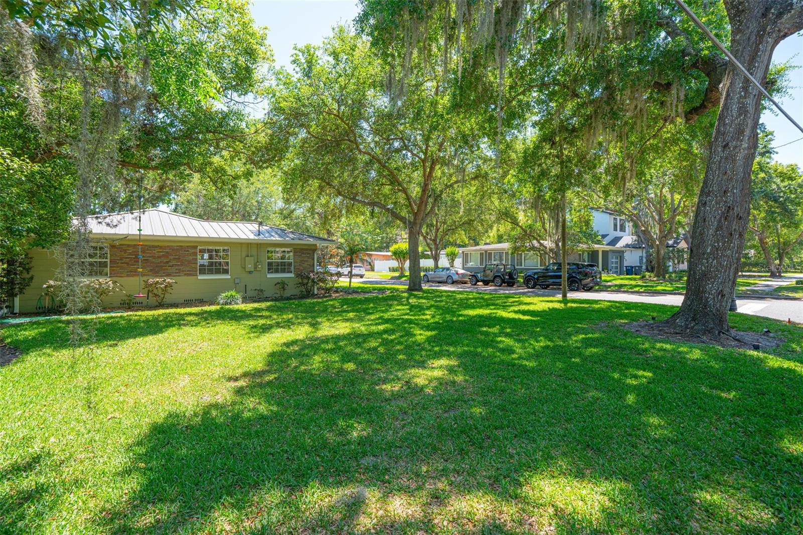 Image 41 of 49 For 1701 Goodrich Avenue