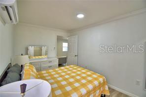Image 22 of 28 For 2405 Roslyn Lane C