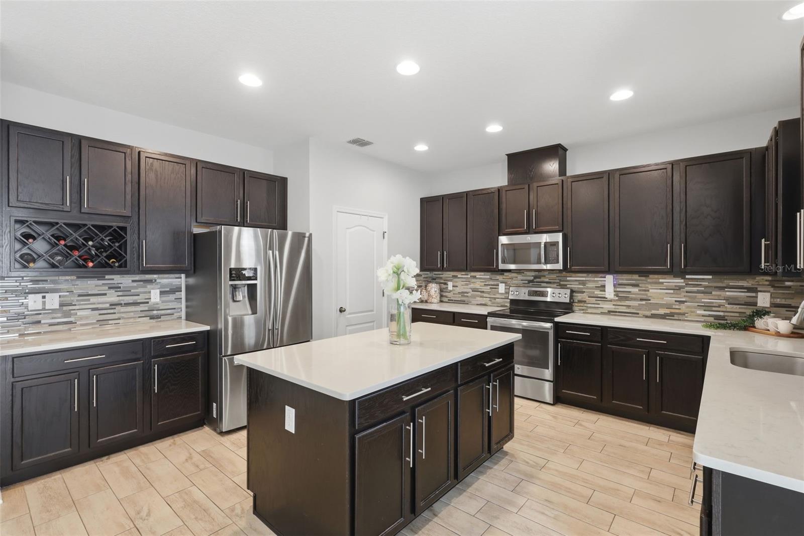 Image 12 of 45 For 2748 Peony Drive