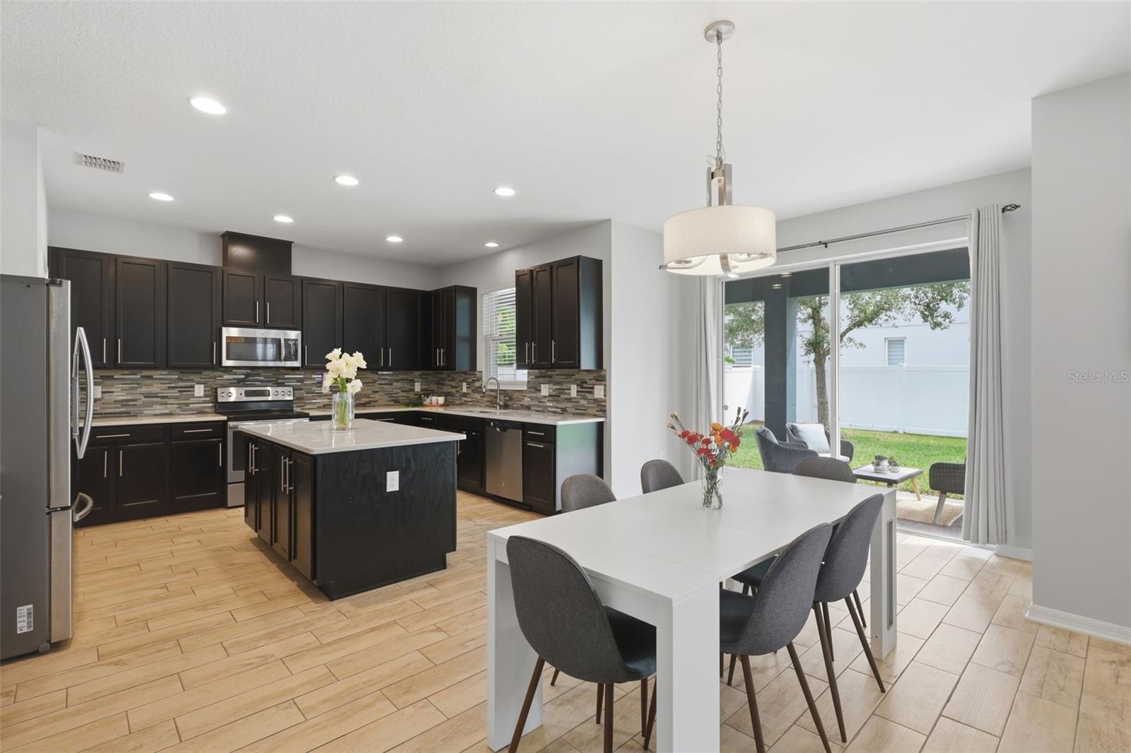 Image 16 of 45 For 2748 Peony Drive