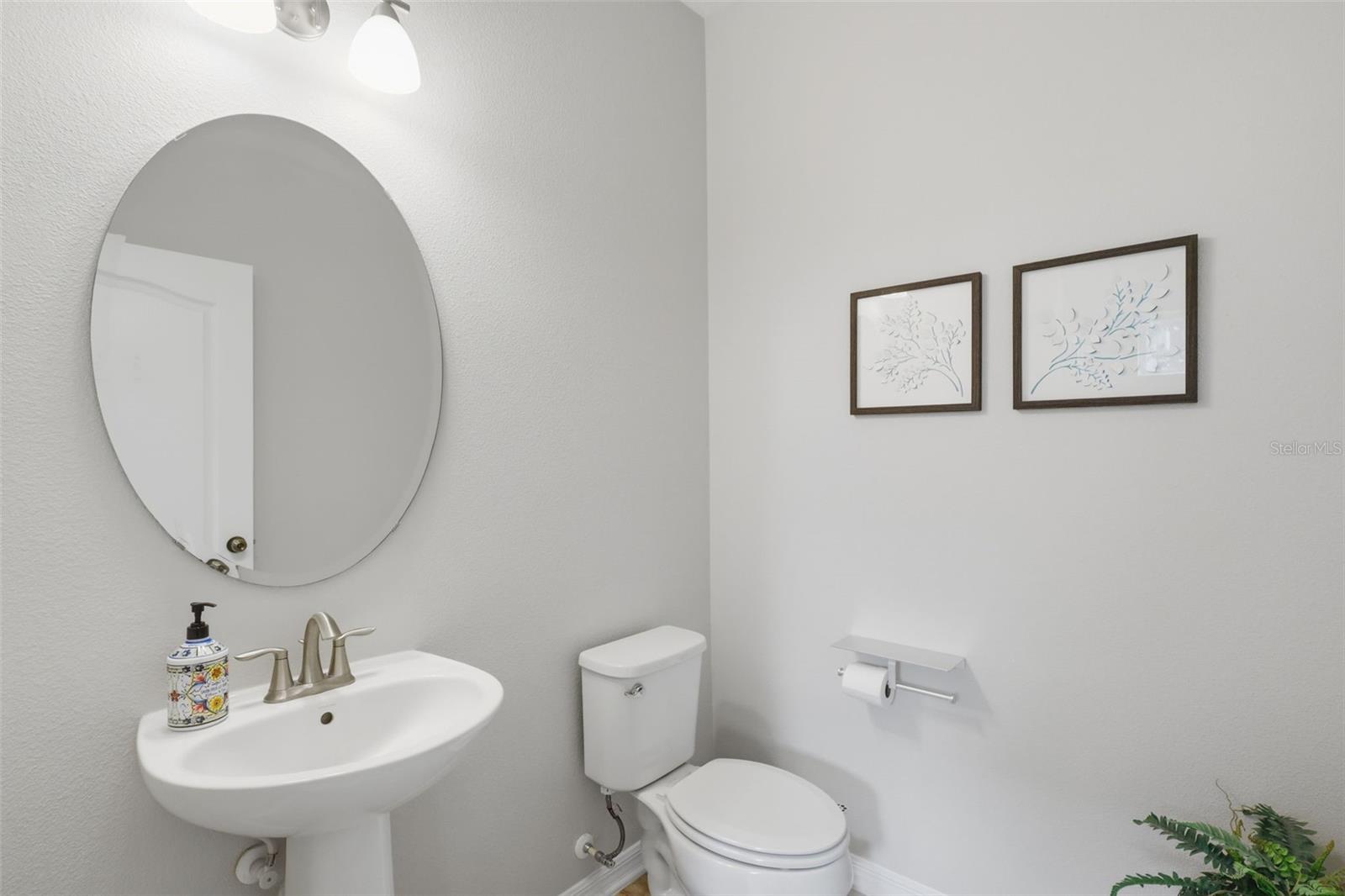 Image 19 of 45 For 2748 Peony Drive