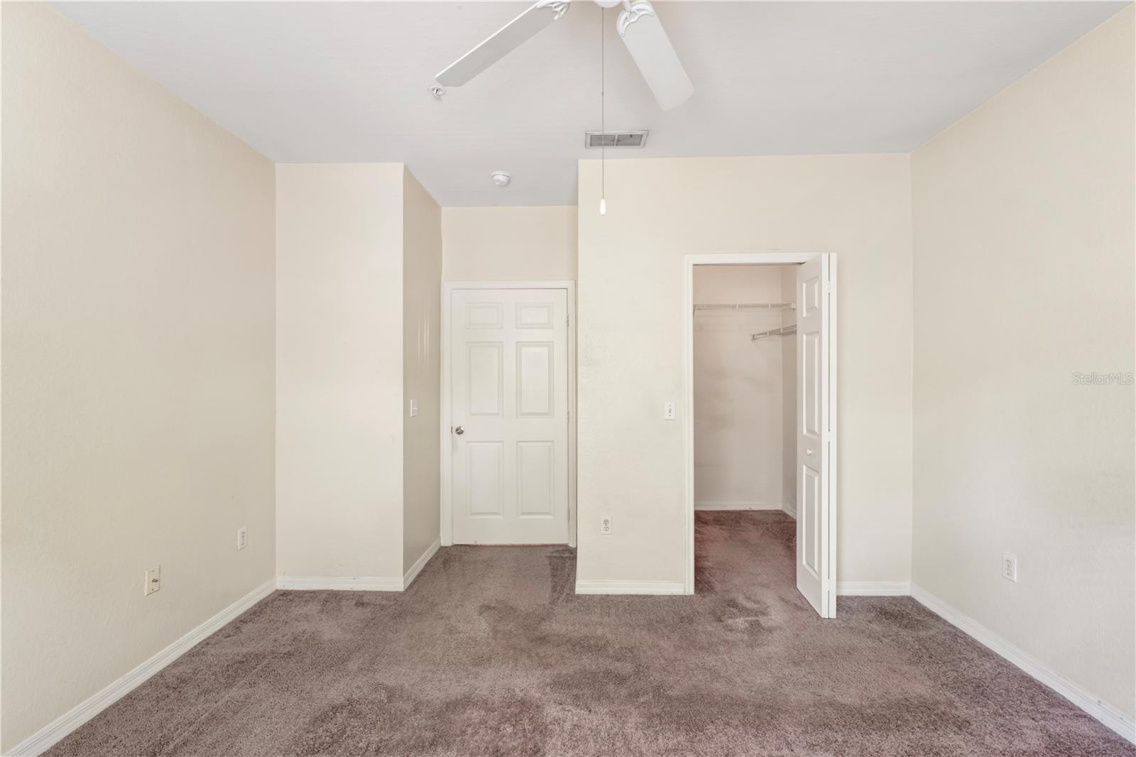 Image 8 of 10 For 6025 Westgate Drive 2533