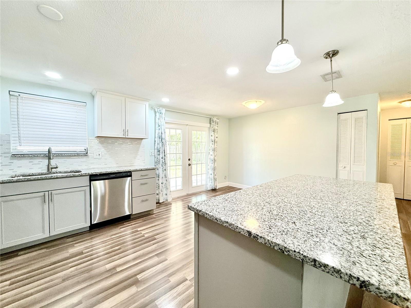 Image 10 of 32 For 1529 Culverhouse Drive