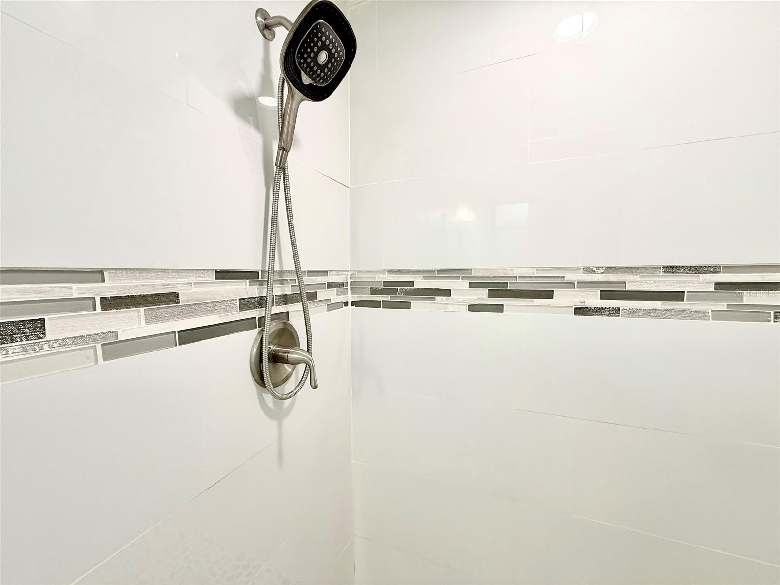 Image 15 of 32 For 1529 Culverhouse Drive