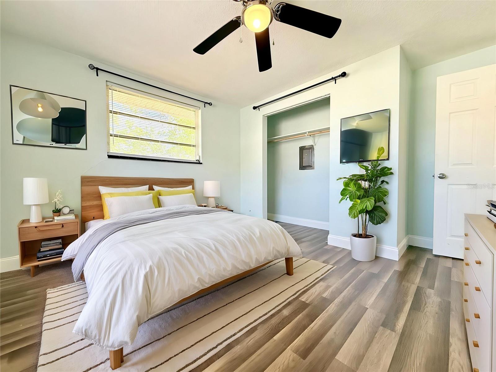 Image 23 of 32 For 1529 Culverhouse Drive