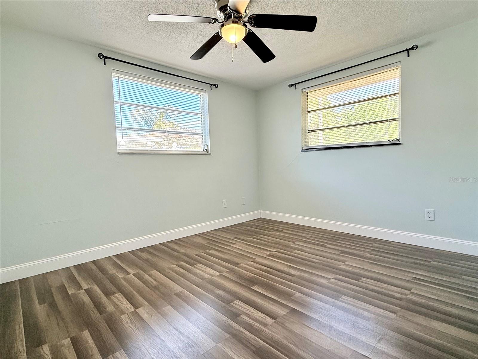 Image 25 of 32 For 1529 Culverhouse Drive