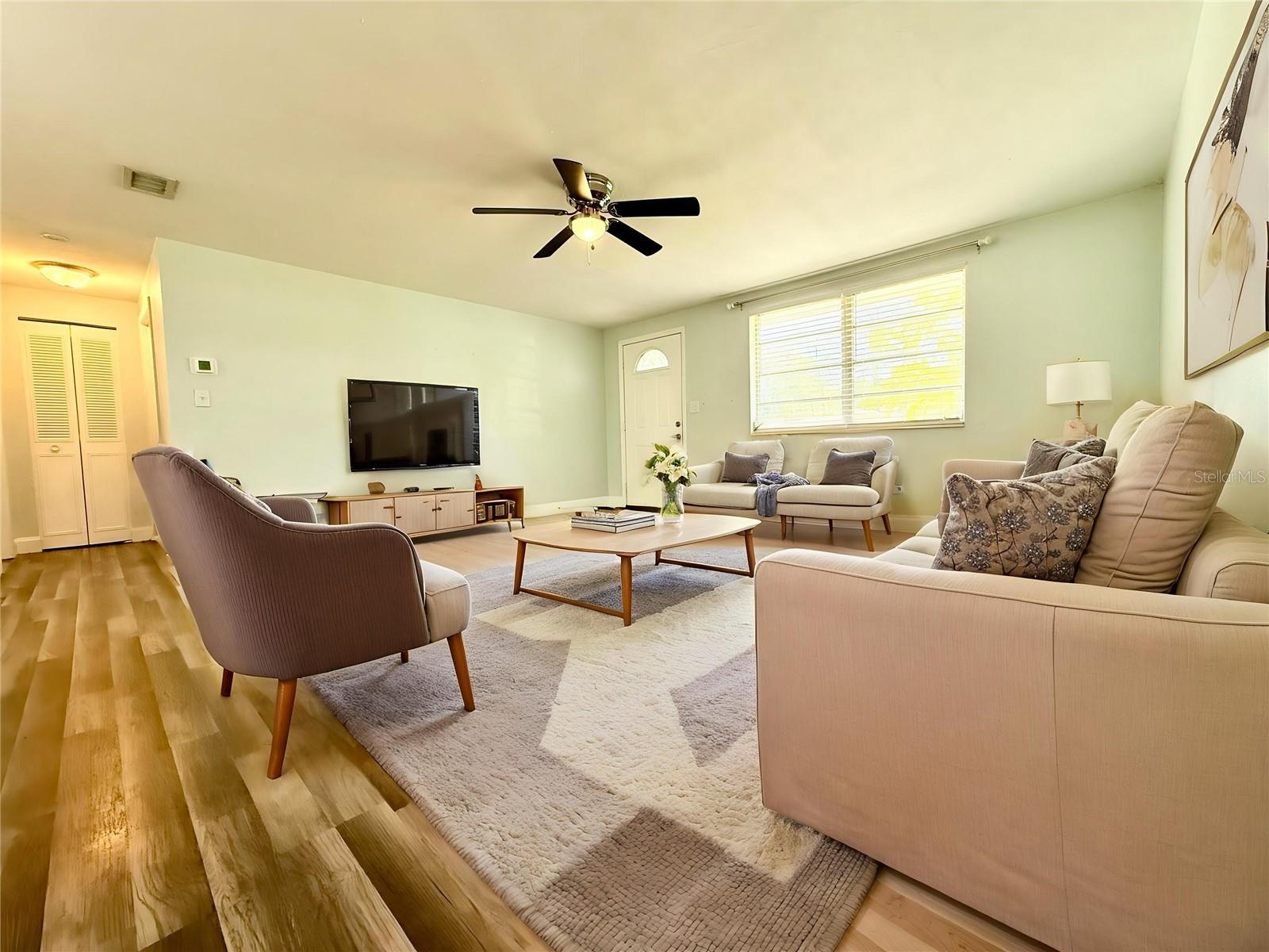 Image 3 of 32 For 1529 Culverhouse Drive