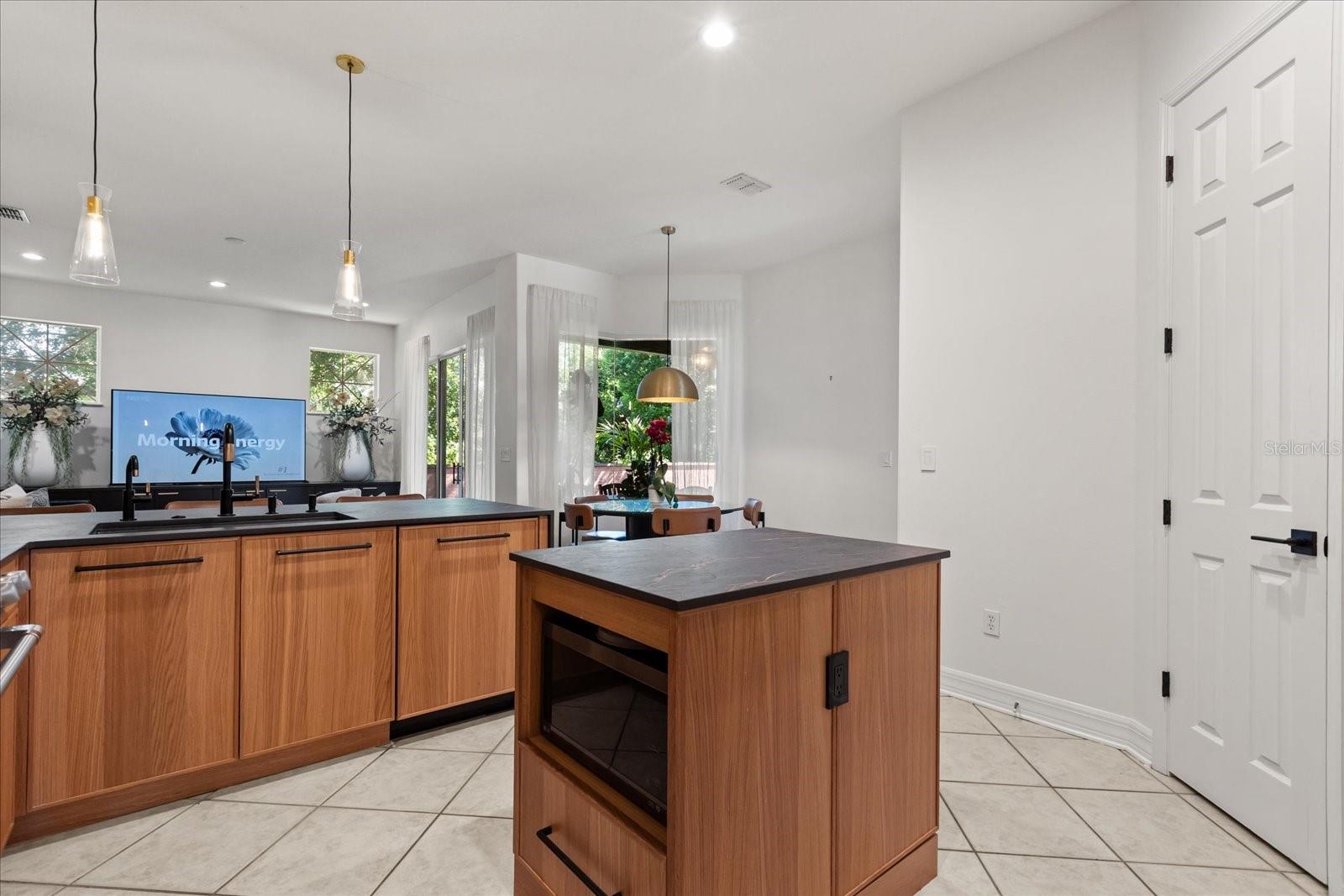 Image 18 of 64 For 2210 Northumbria Drive