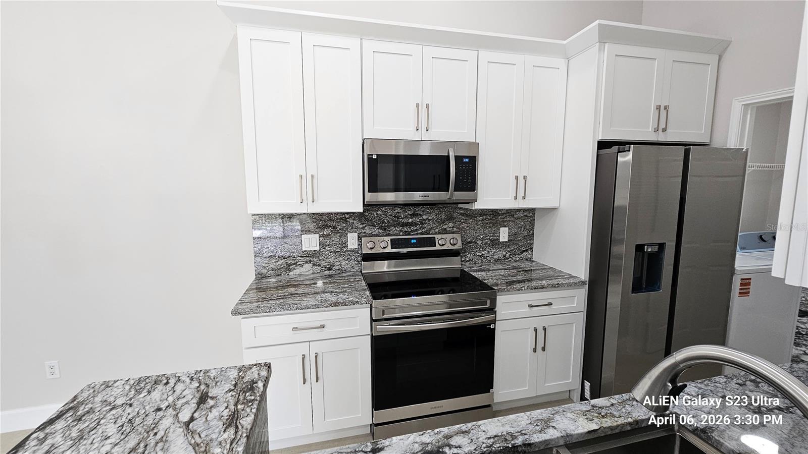 Image 10 of 29 For 2504 Grassy Point Drive 204