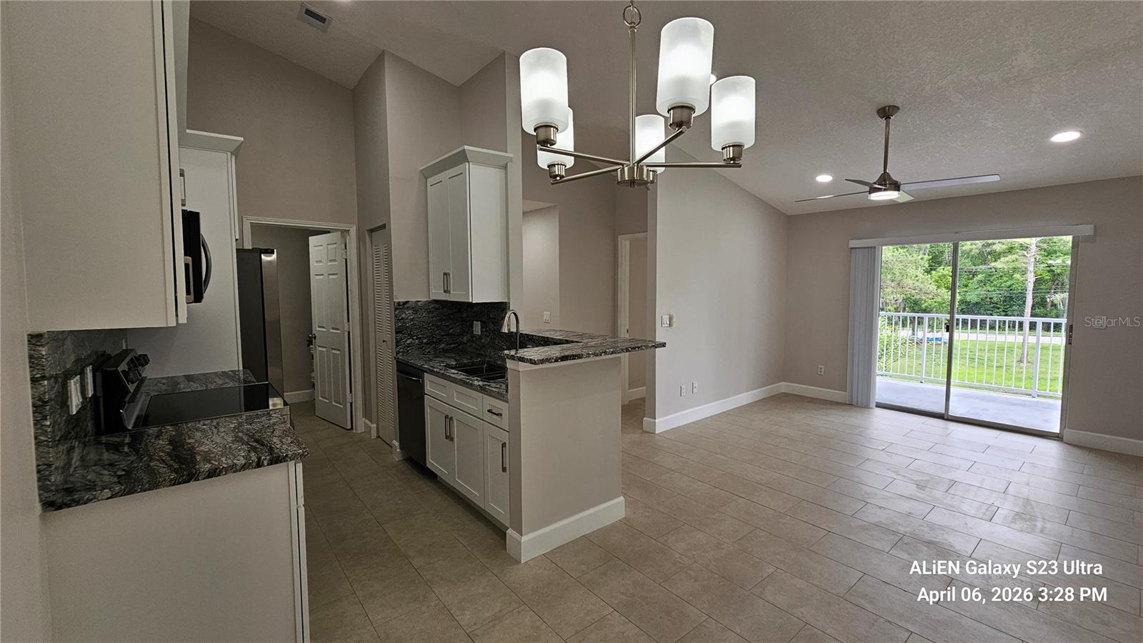 Image 8 of 29 For 2504 Grassy Point Drive 204