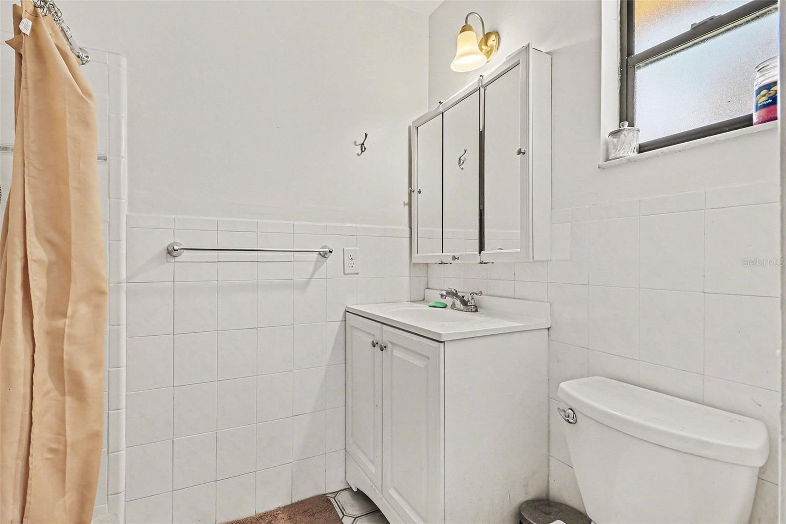 Image 14 of 29 For 10214 Brownwood Avenue