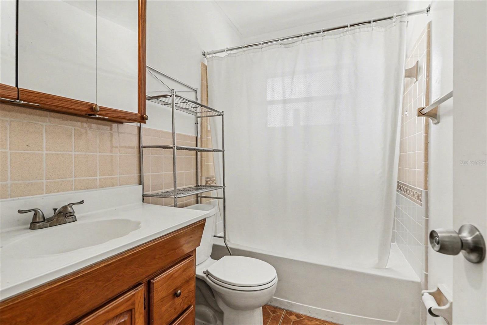 Image 17 of 29 For 10214 Brownwood Avenue