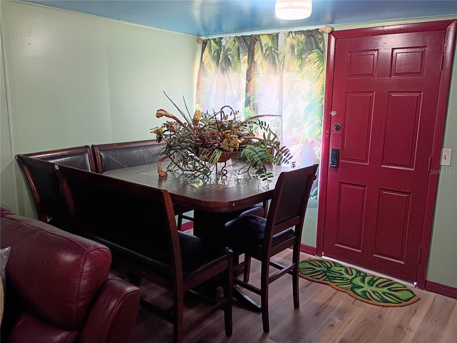 Image 8 of 25 For 1407 Illinois Avenue